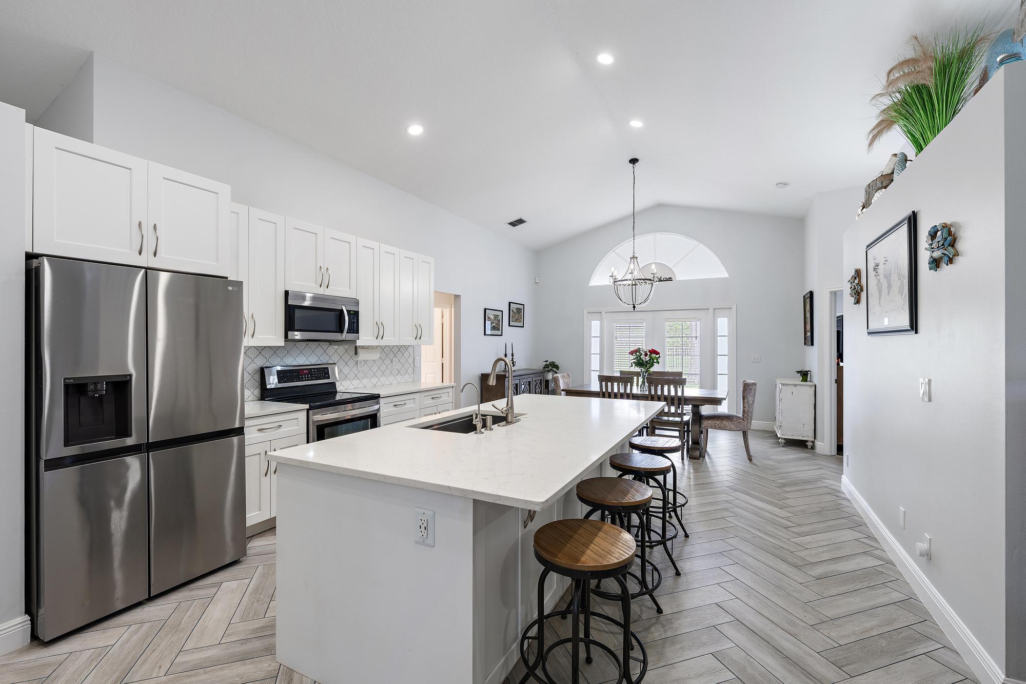 1875 Oak Berry Circle Property Photo 8