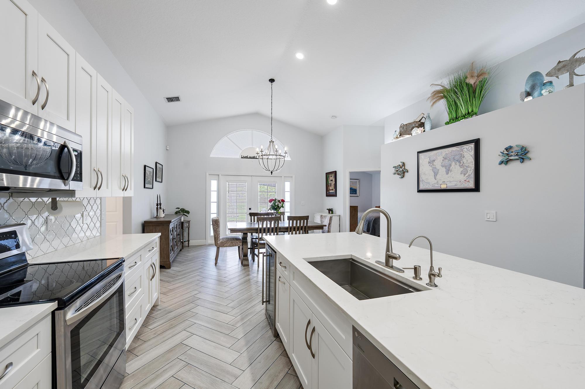 1875 Oak Berry Circle Property Photo 10