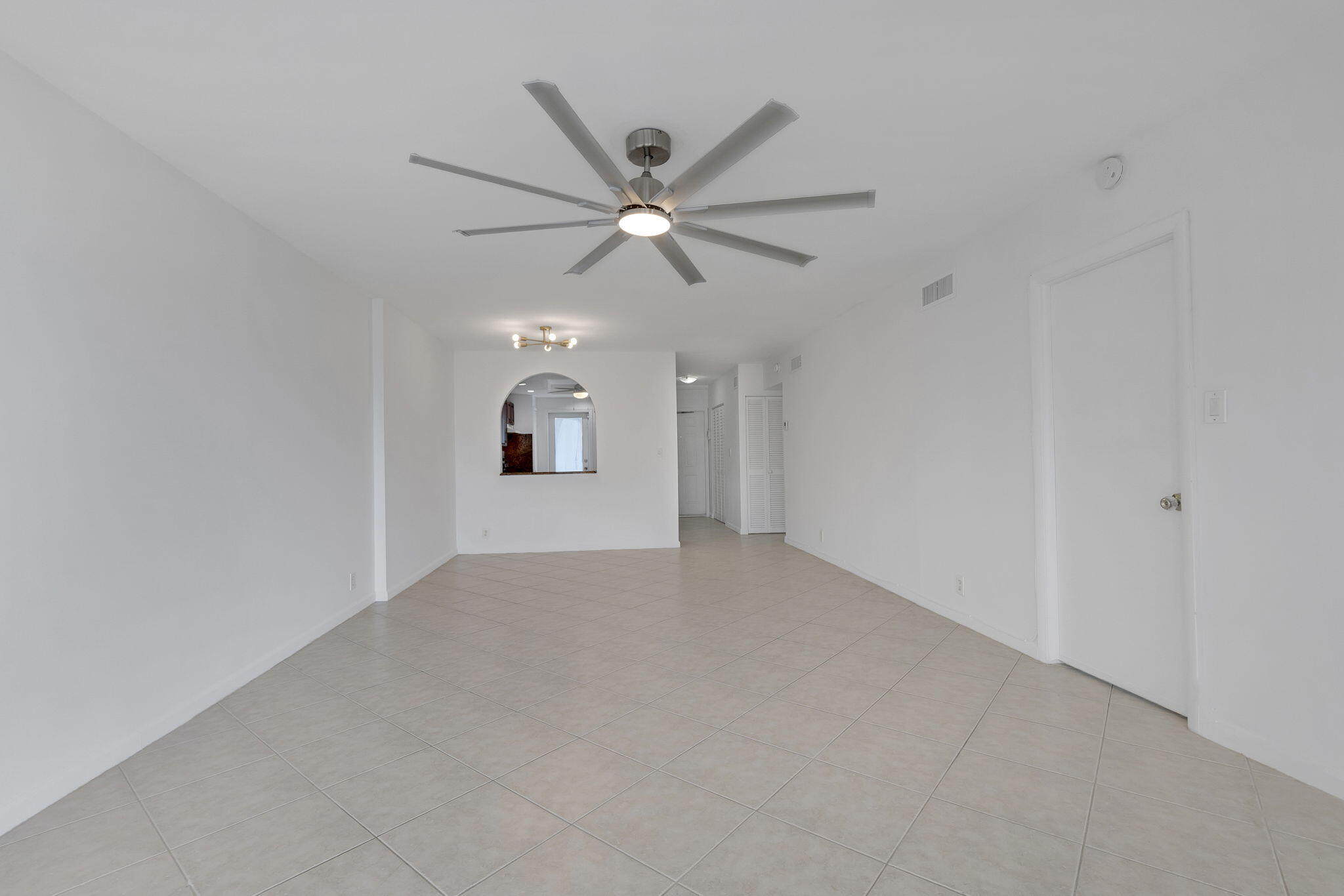 750 N Ocean Boulevard 1904 Property Photo 10
