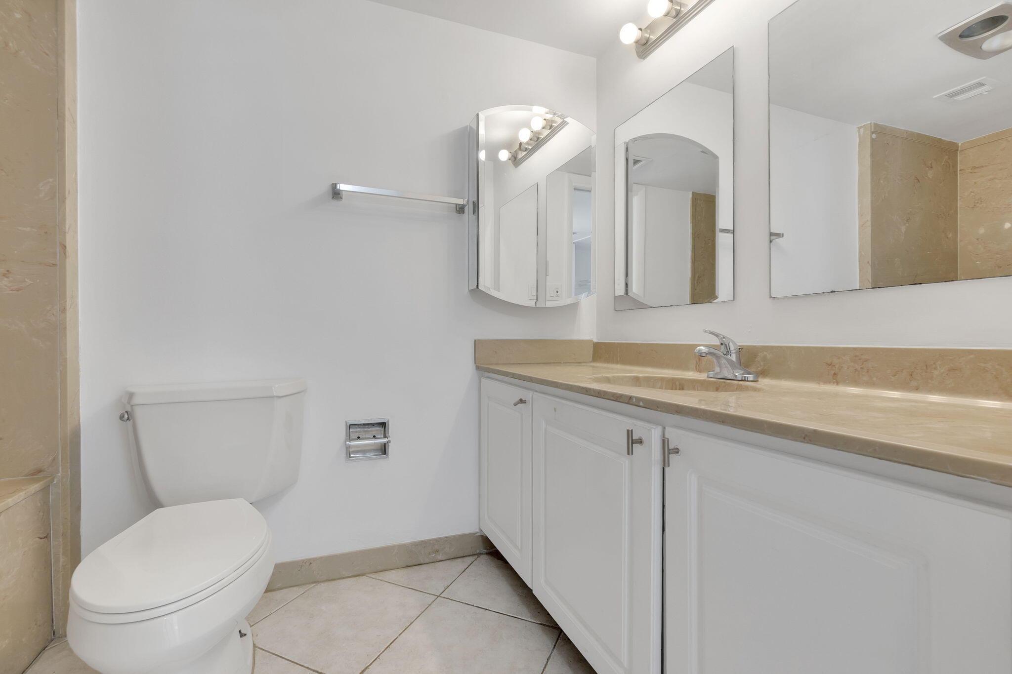 750 N Ocean Boulevard 1904 Property Photo 22