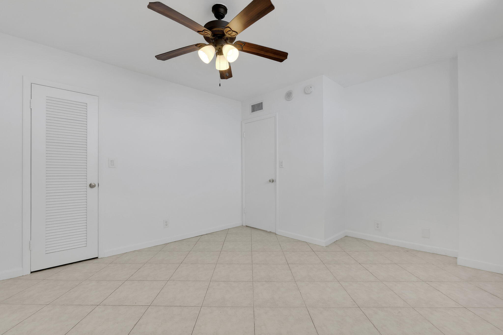 750 N Ocean Boulevard 1904 Property Photo 25