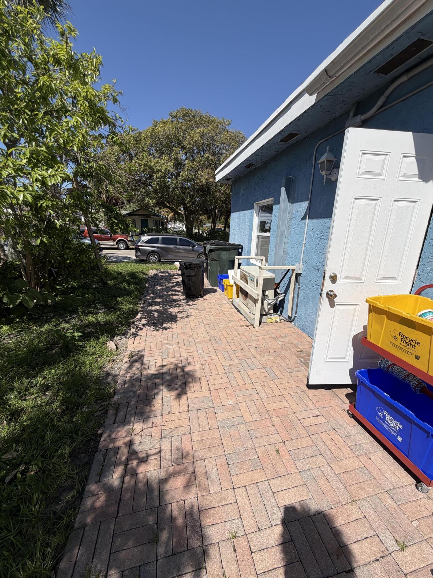 1117 3rd Avenue N 1 Property Photo 8