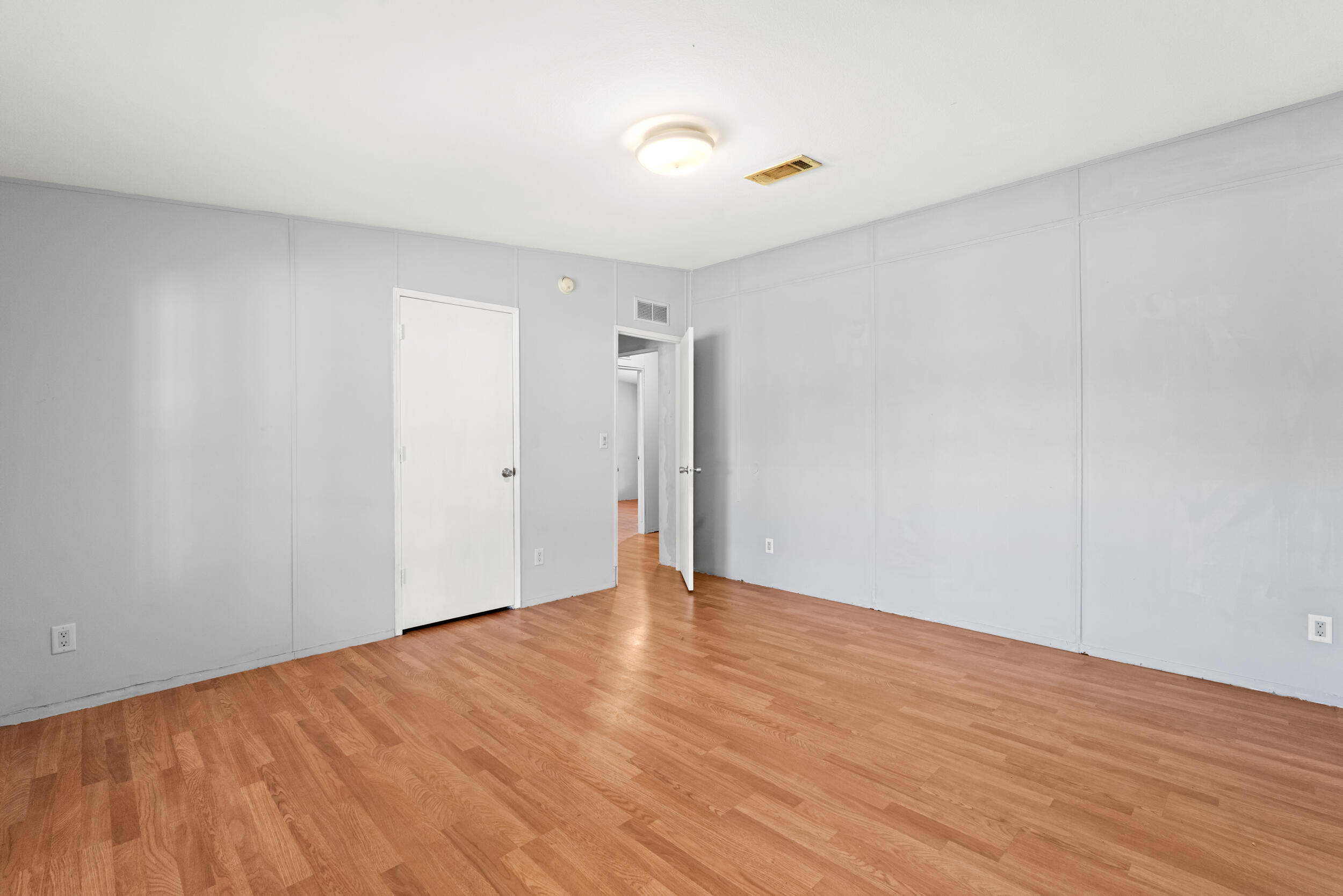 170 S Lindero Street Property Photo 3