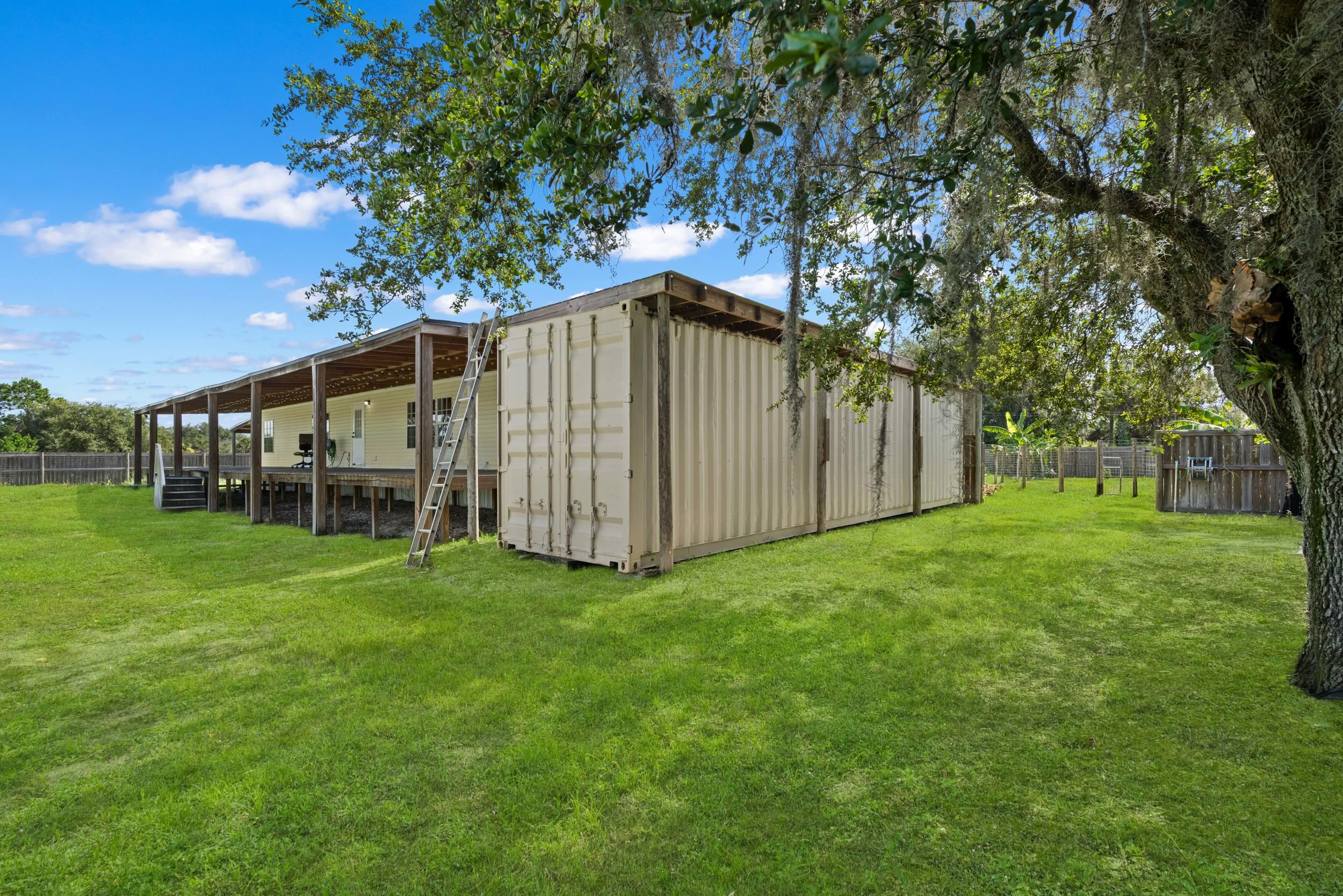 170 S Lindero Street Property Photo 4