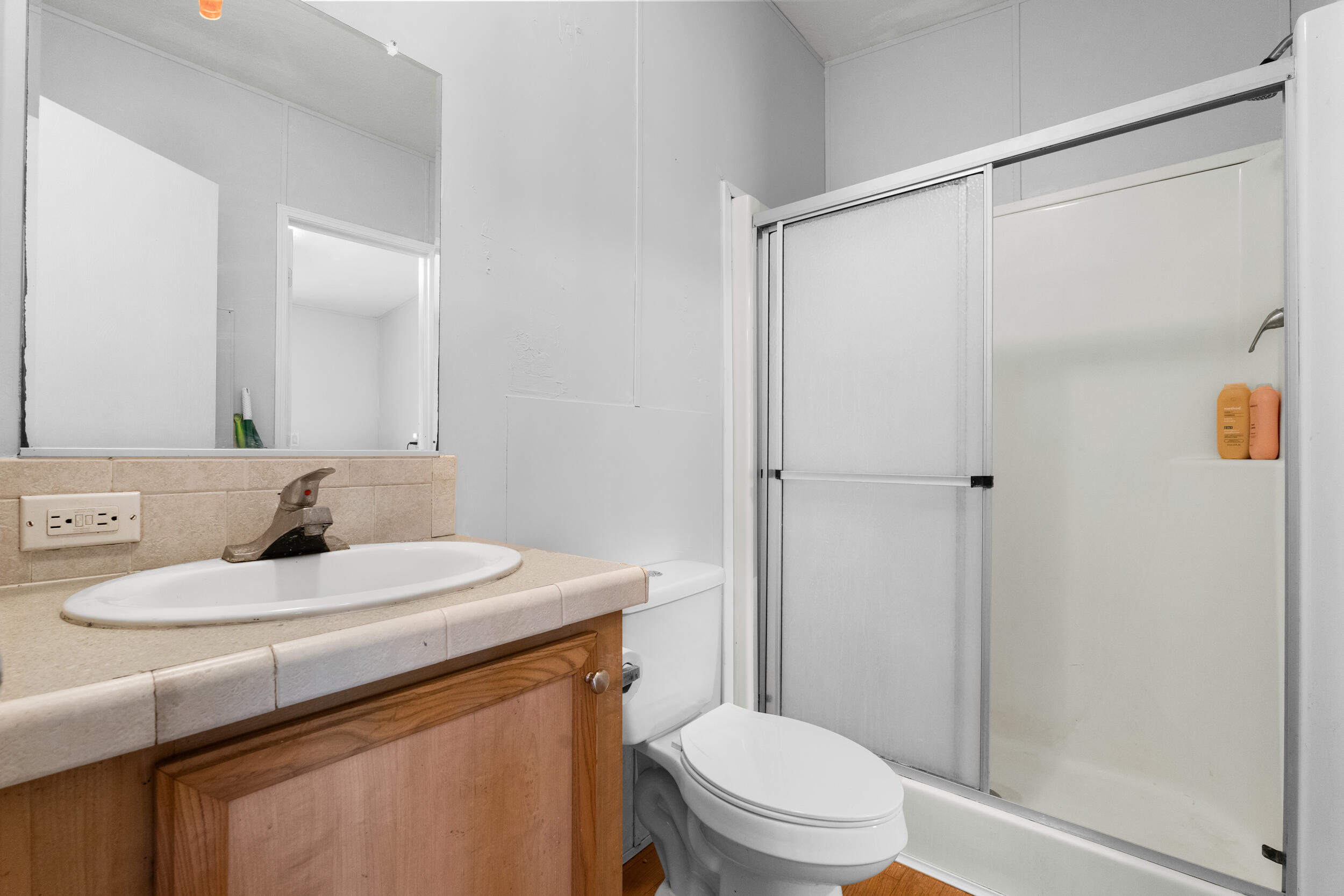 170 S Lindero Street Property Photo 23