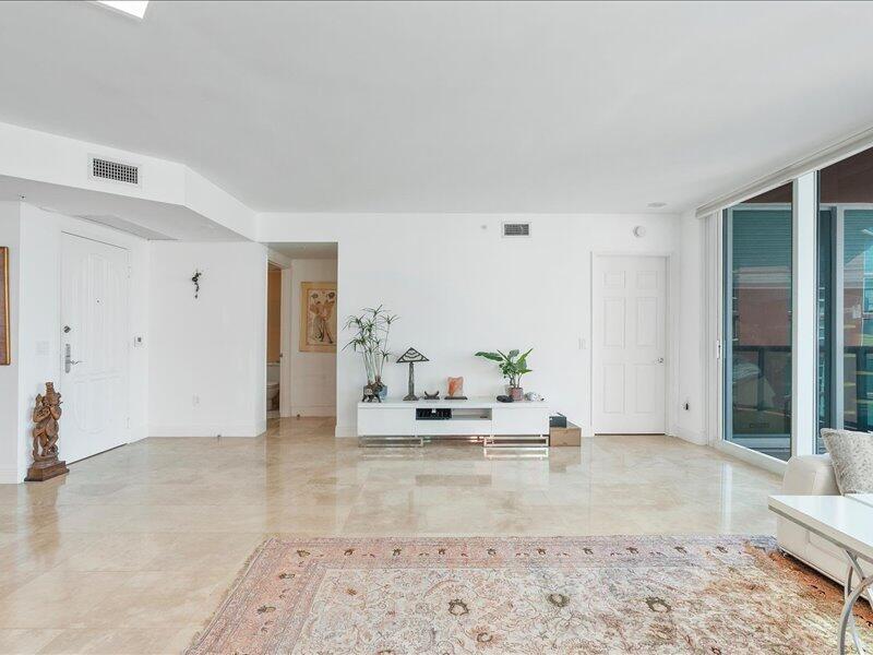3370 Sw Hidden Bay Drive 2409 Property Photo 11
