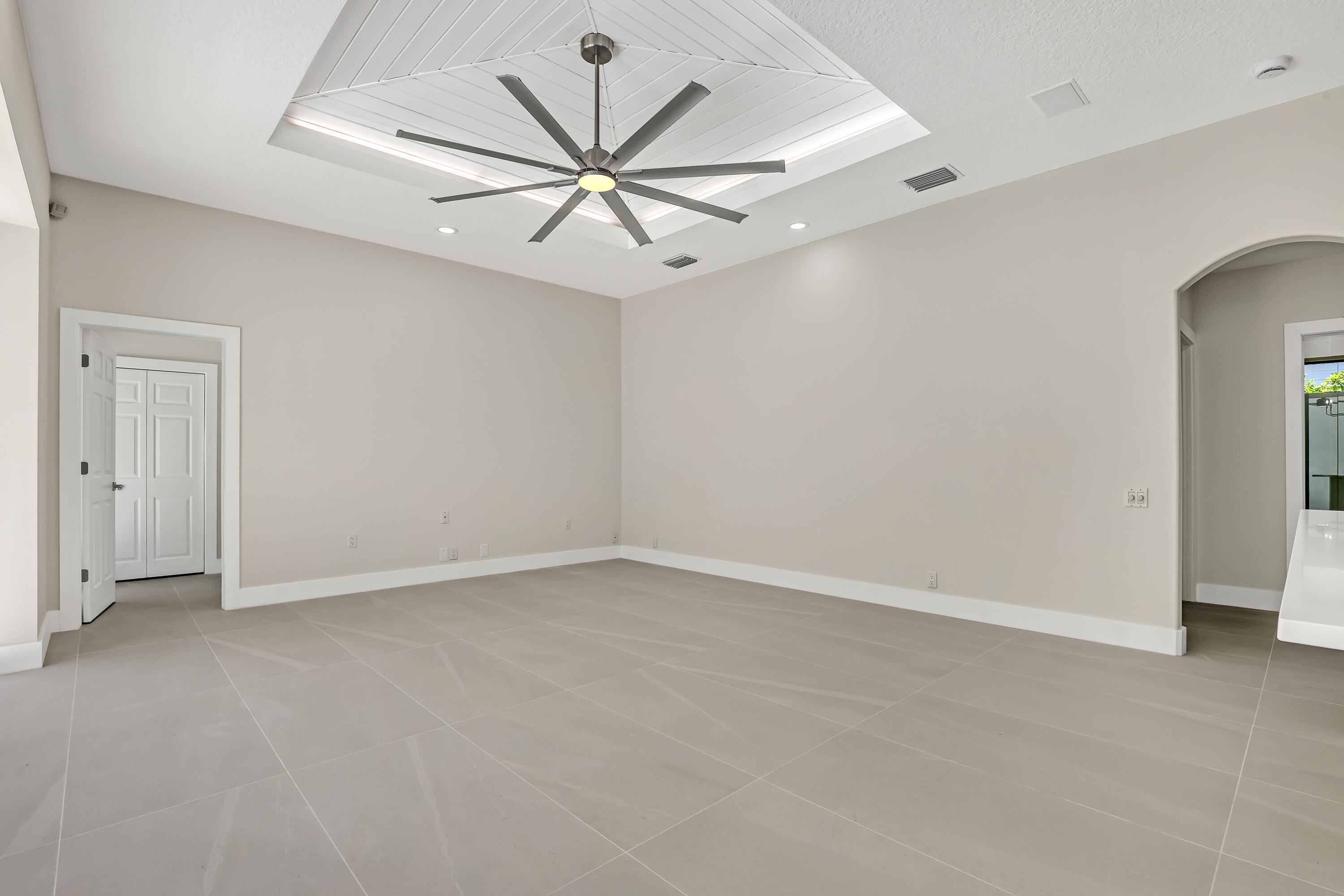 121 Olympus Way Property Photo 14