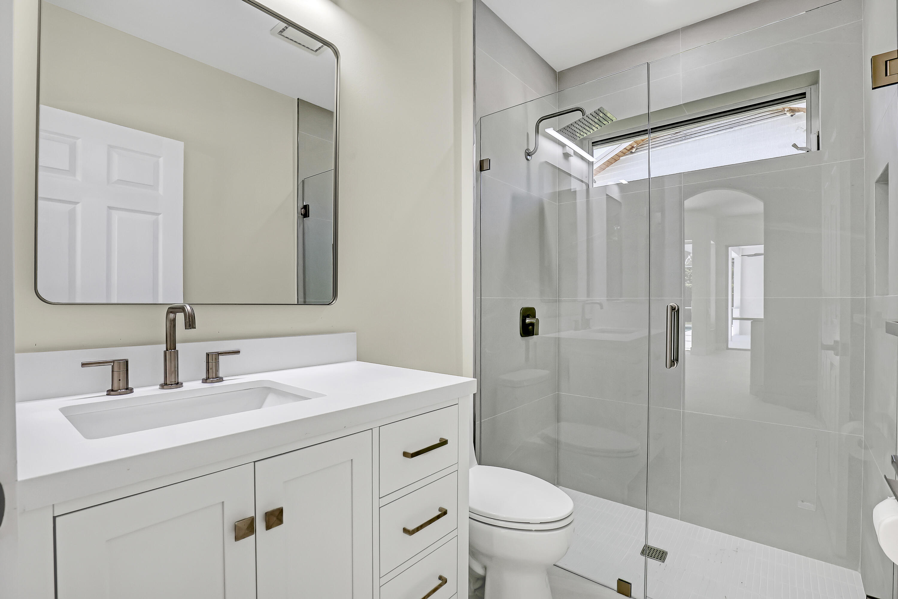121 Olympus Way Property Photo 46