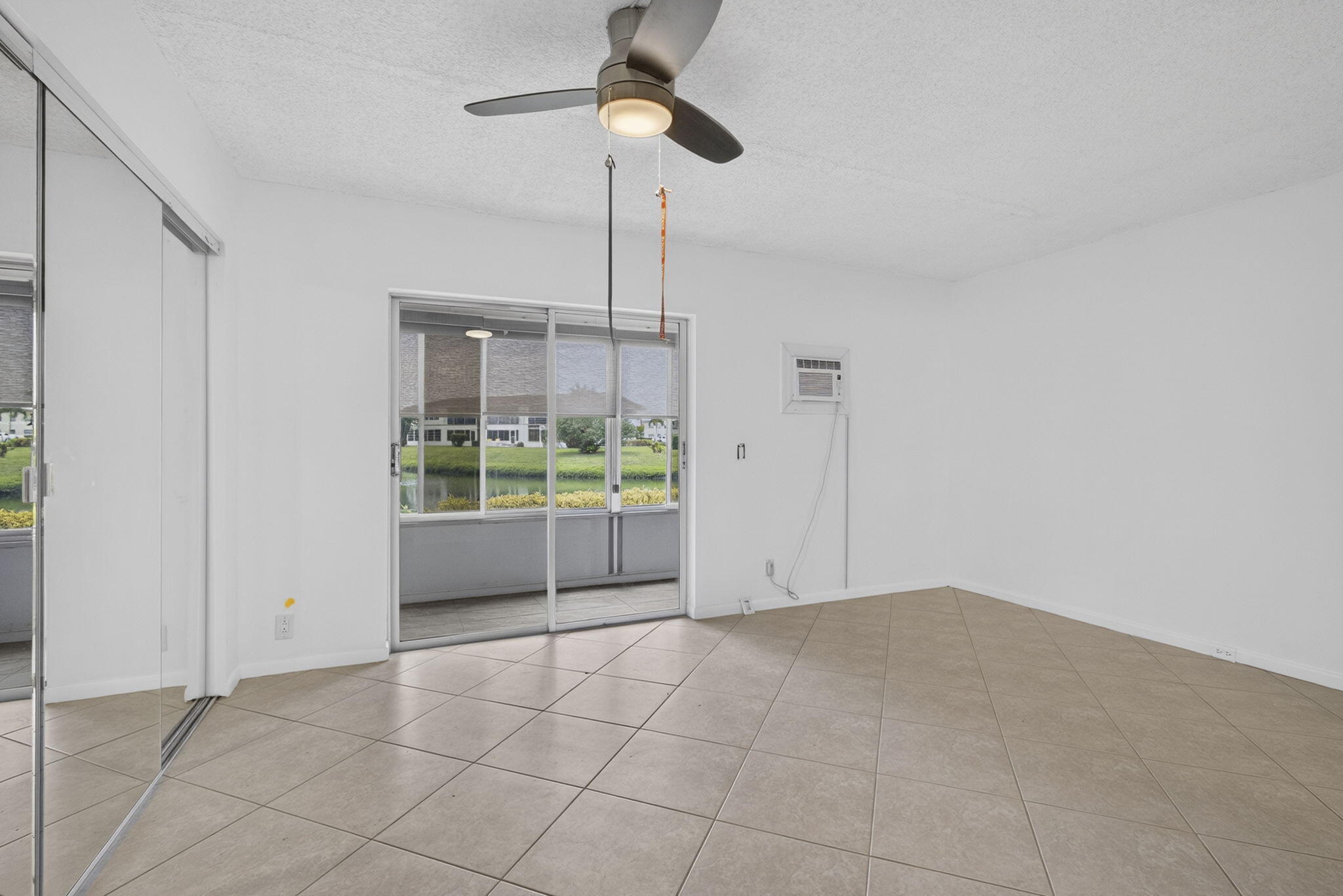 127 Chatham F Property Photo 12