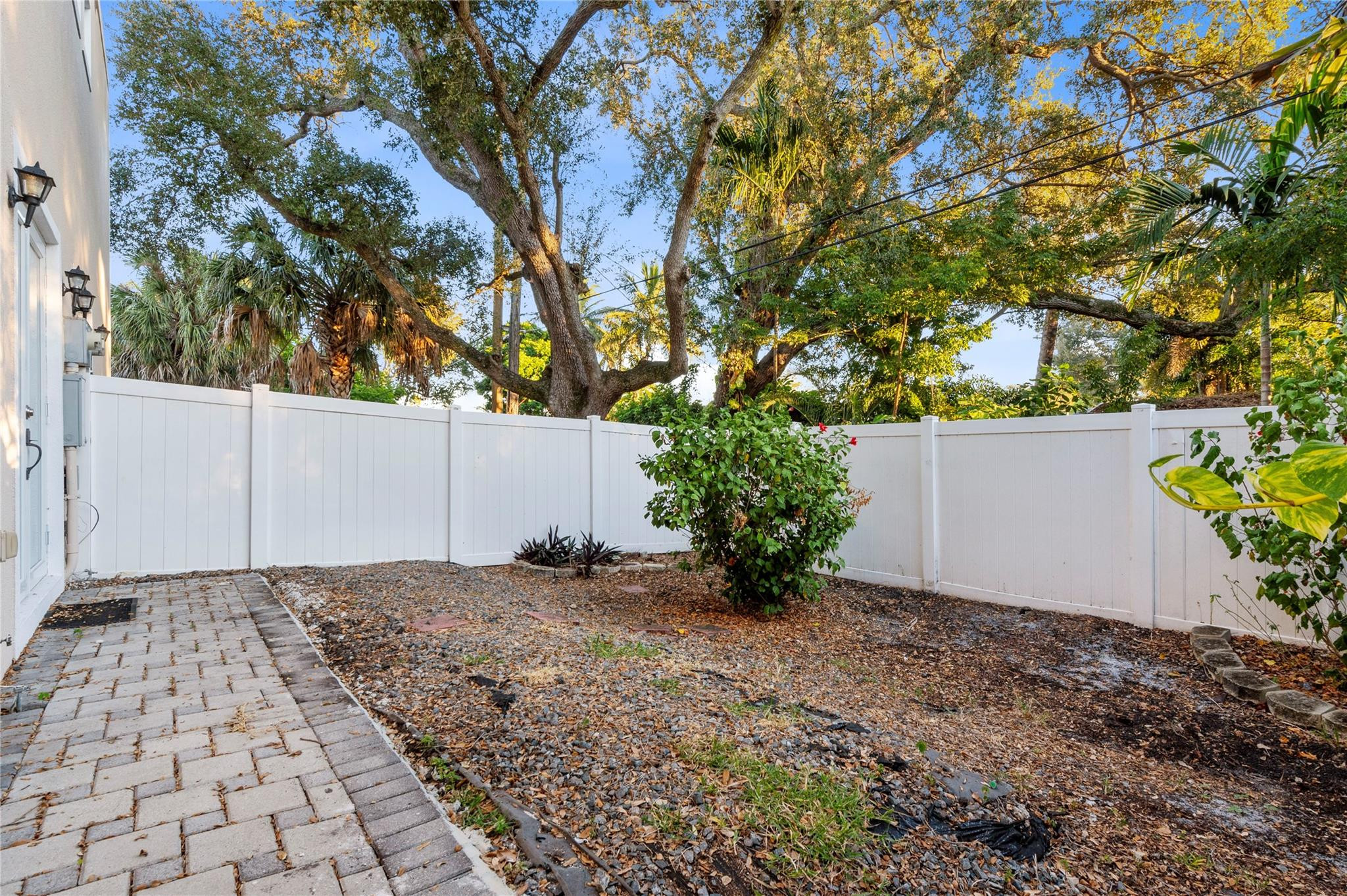 316 Sw 16th Street B Property Photo 9