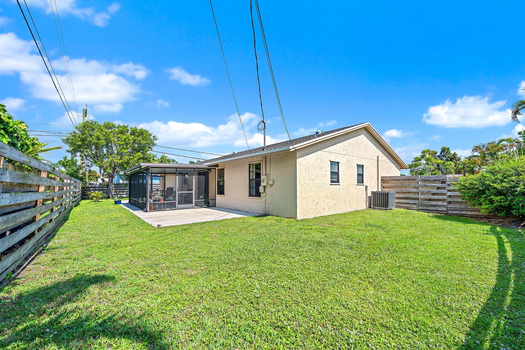 9090 Palladium Place Property Photo 9