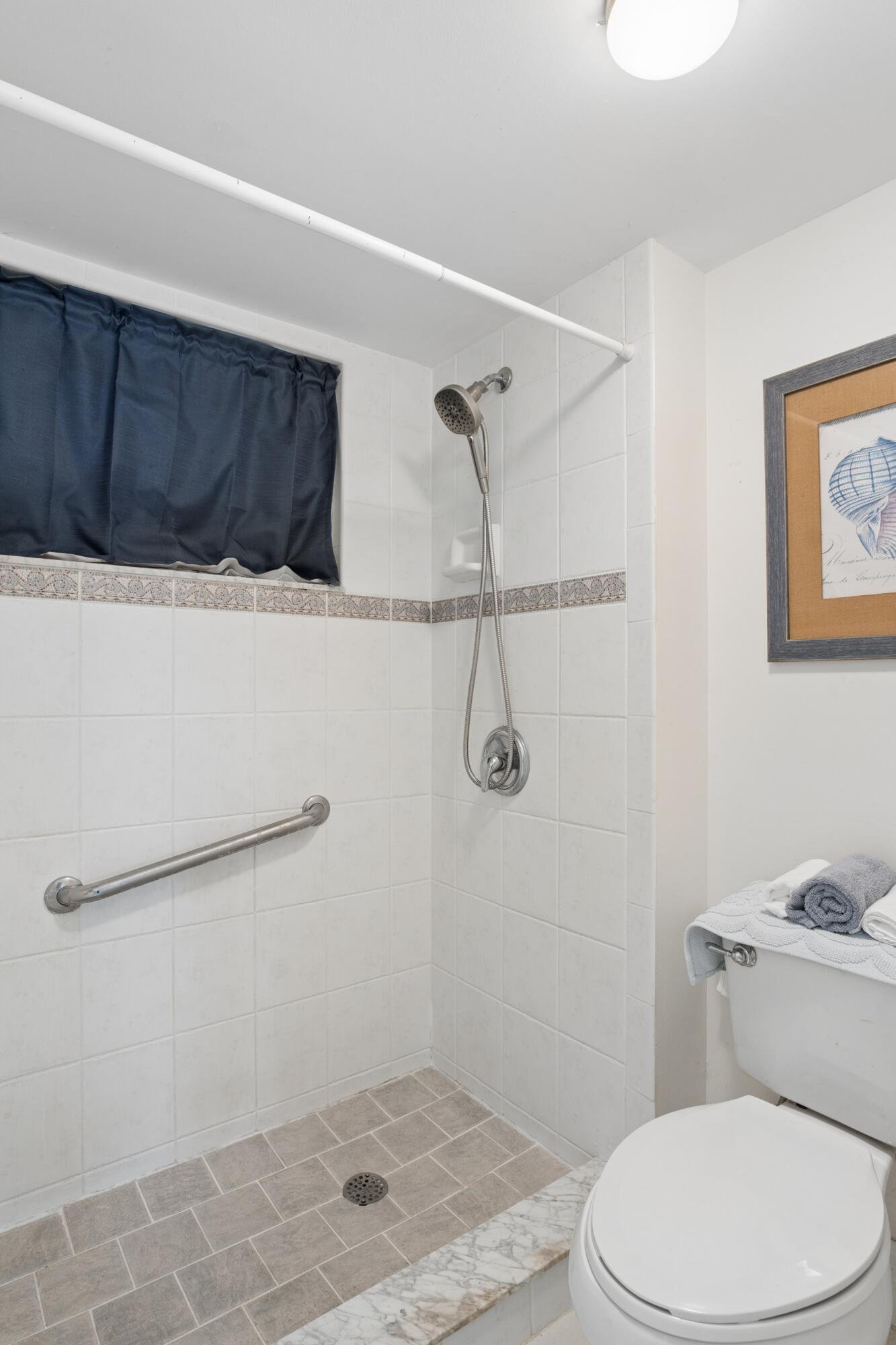 5570 Tamberlane Circle 130 Property Photo 13