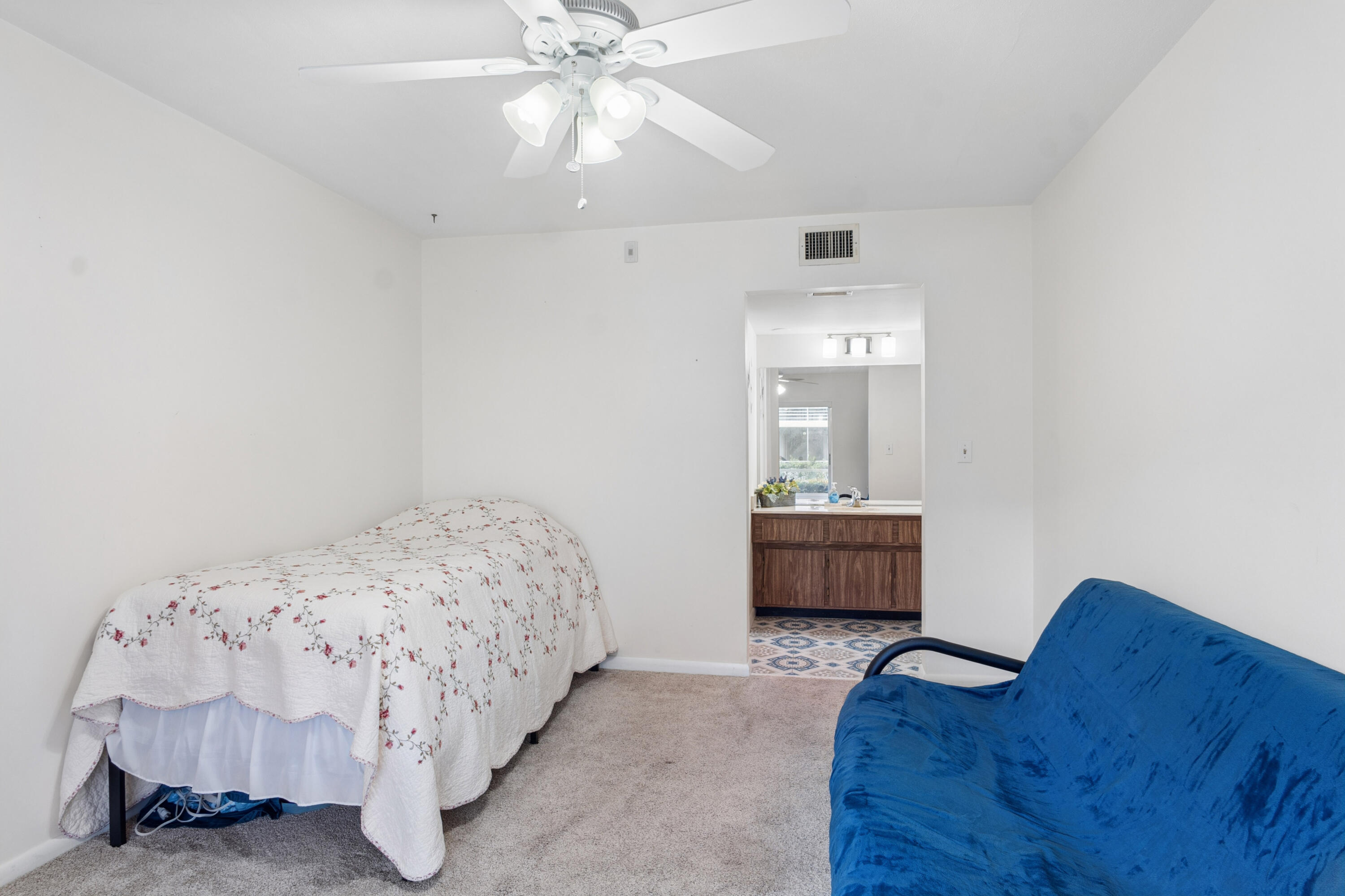 5570 Tamberlane Circle 130 Property Photo 15