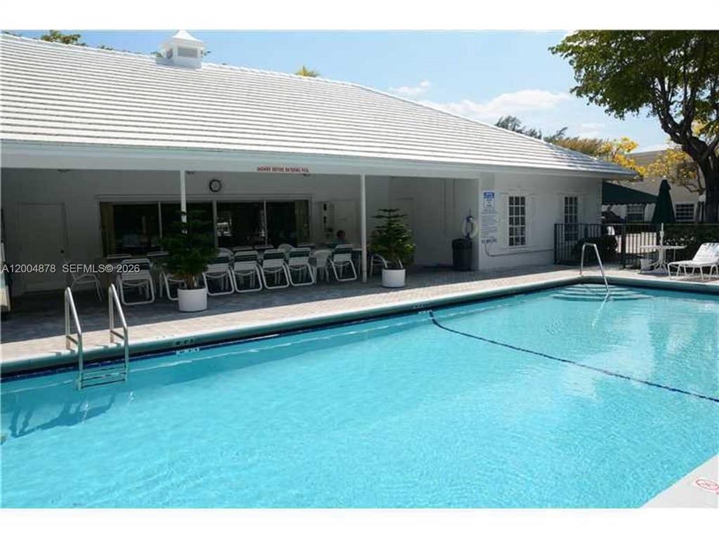 6207 Bay Club Drive 1 Property Photo 6
