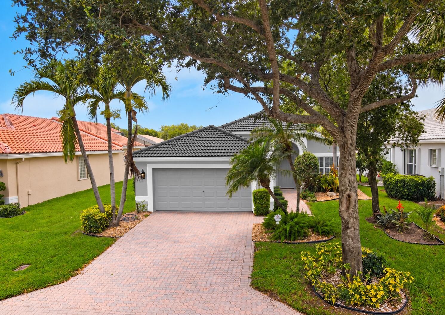 7387 Tonga Court Property Photo 1