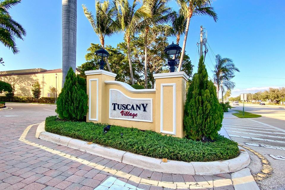 210 Ne 69th Circle Property Photo 2
