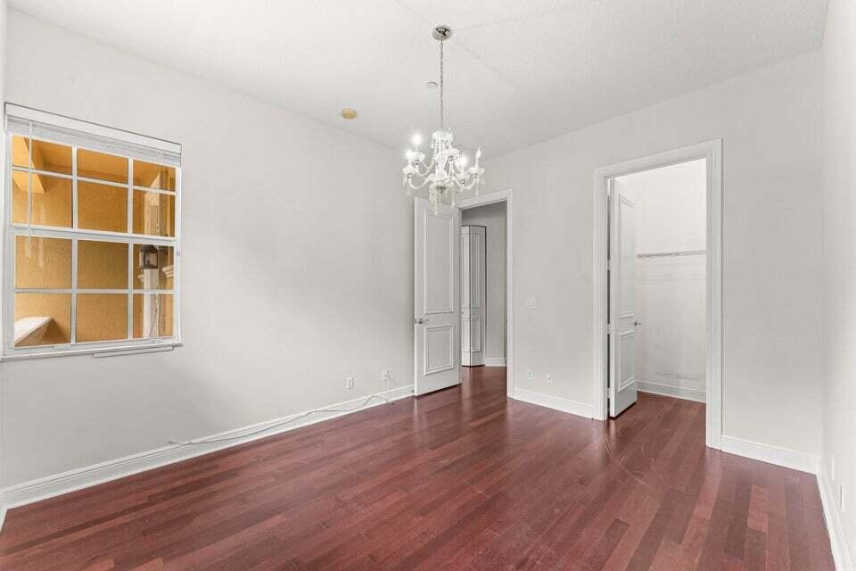 210 Ne 69th Circle Property Photo 25