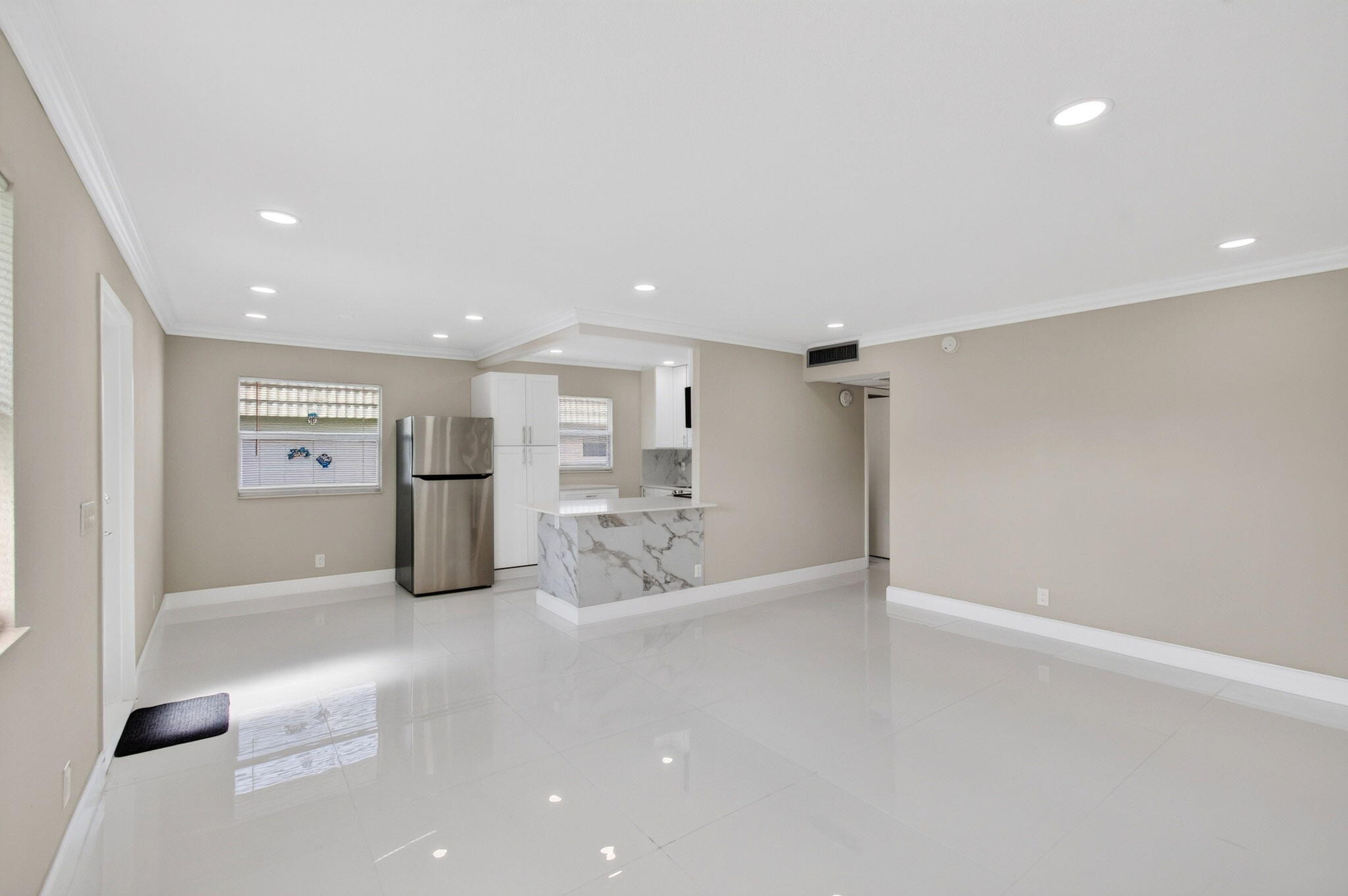 429 Flanders I Property Photo 2
