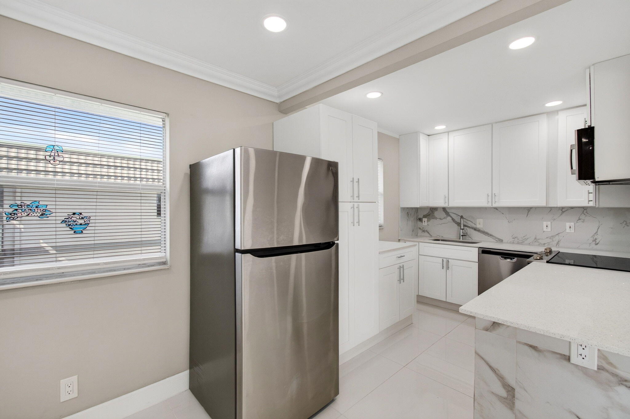 429 Flanders I Property Photo 15