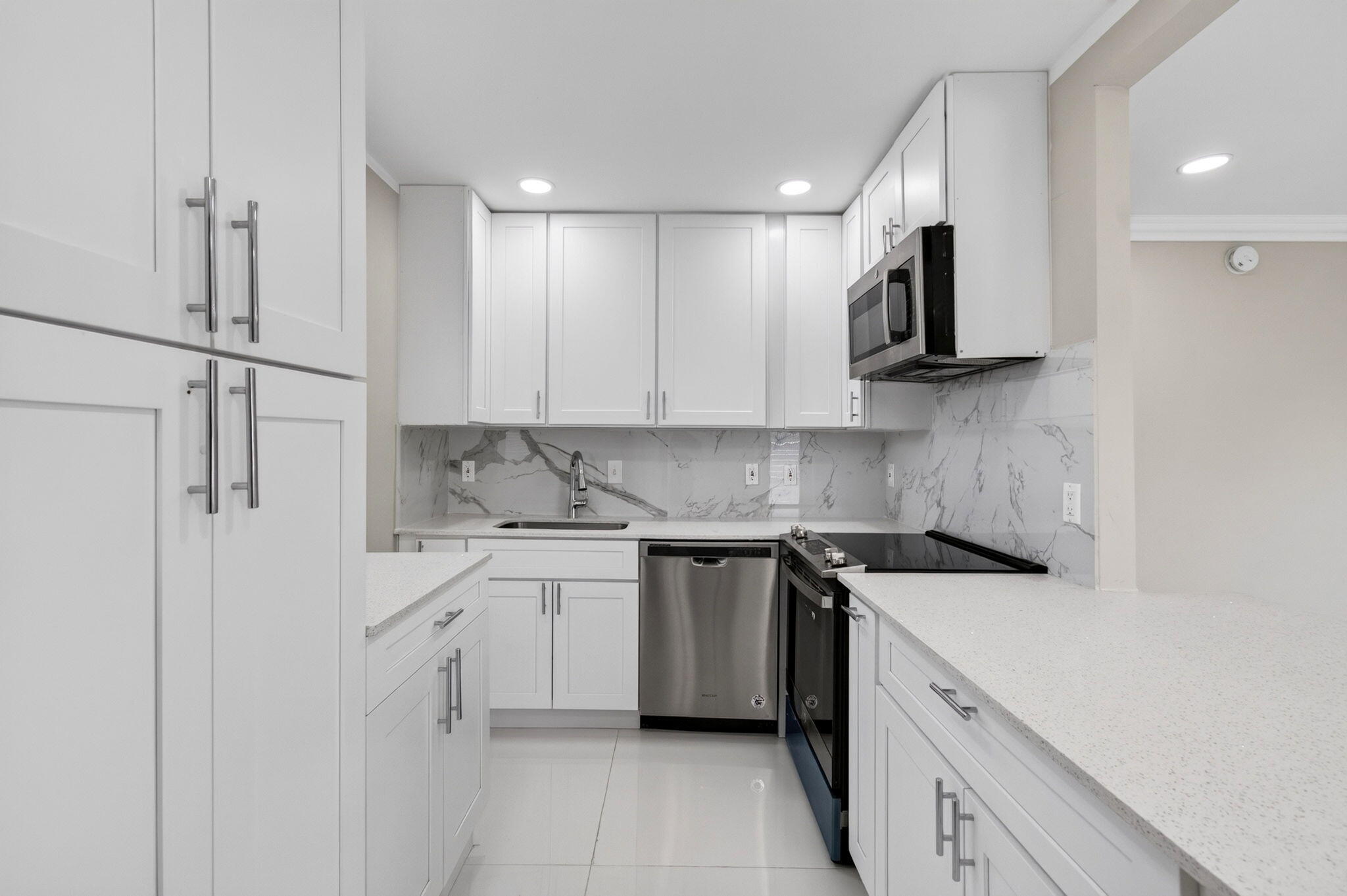 429 Flanders I Property Photo 17