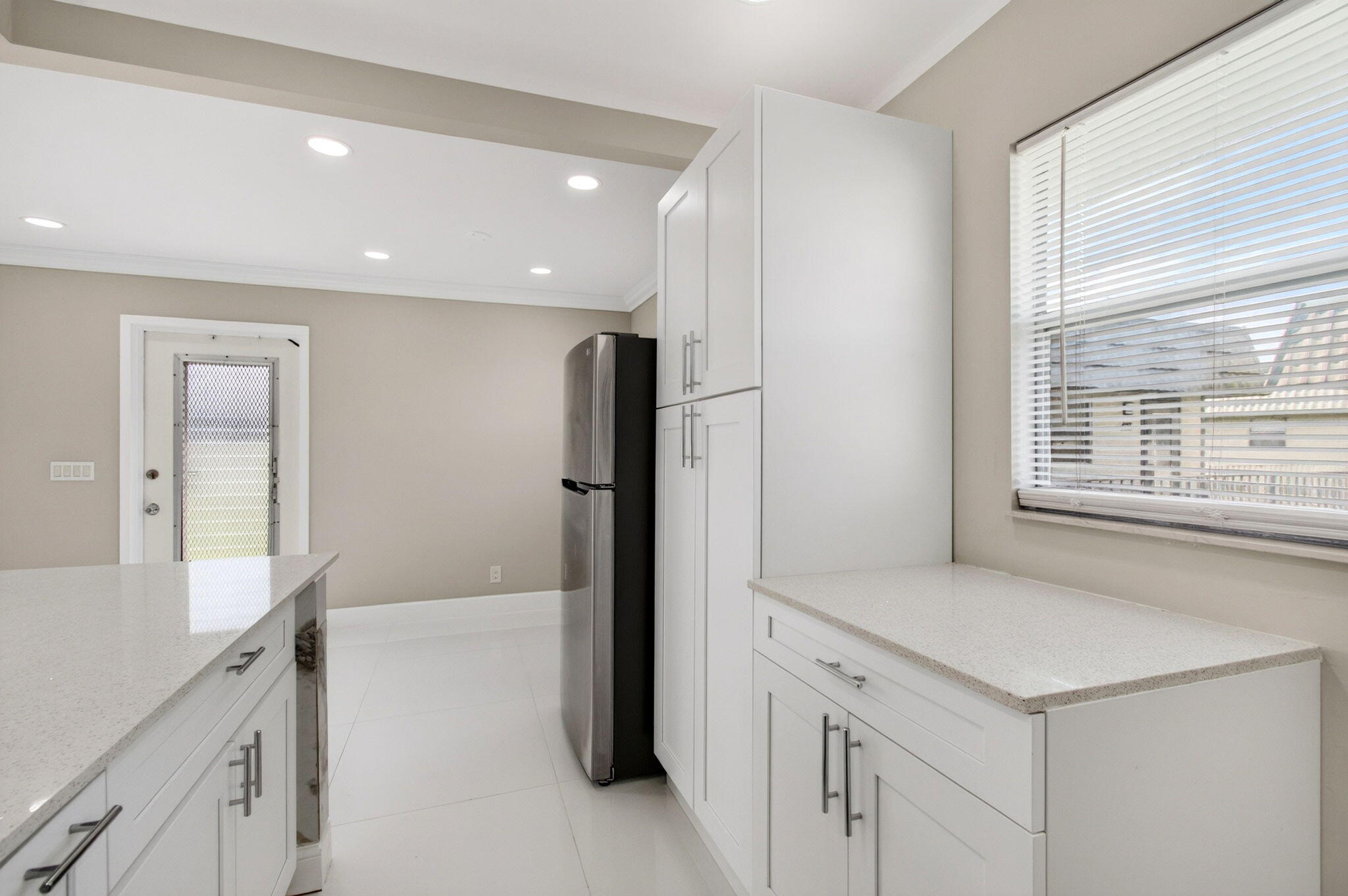 429 Flanders I Property Photo 21