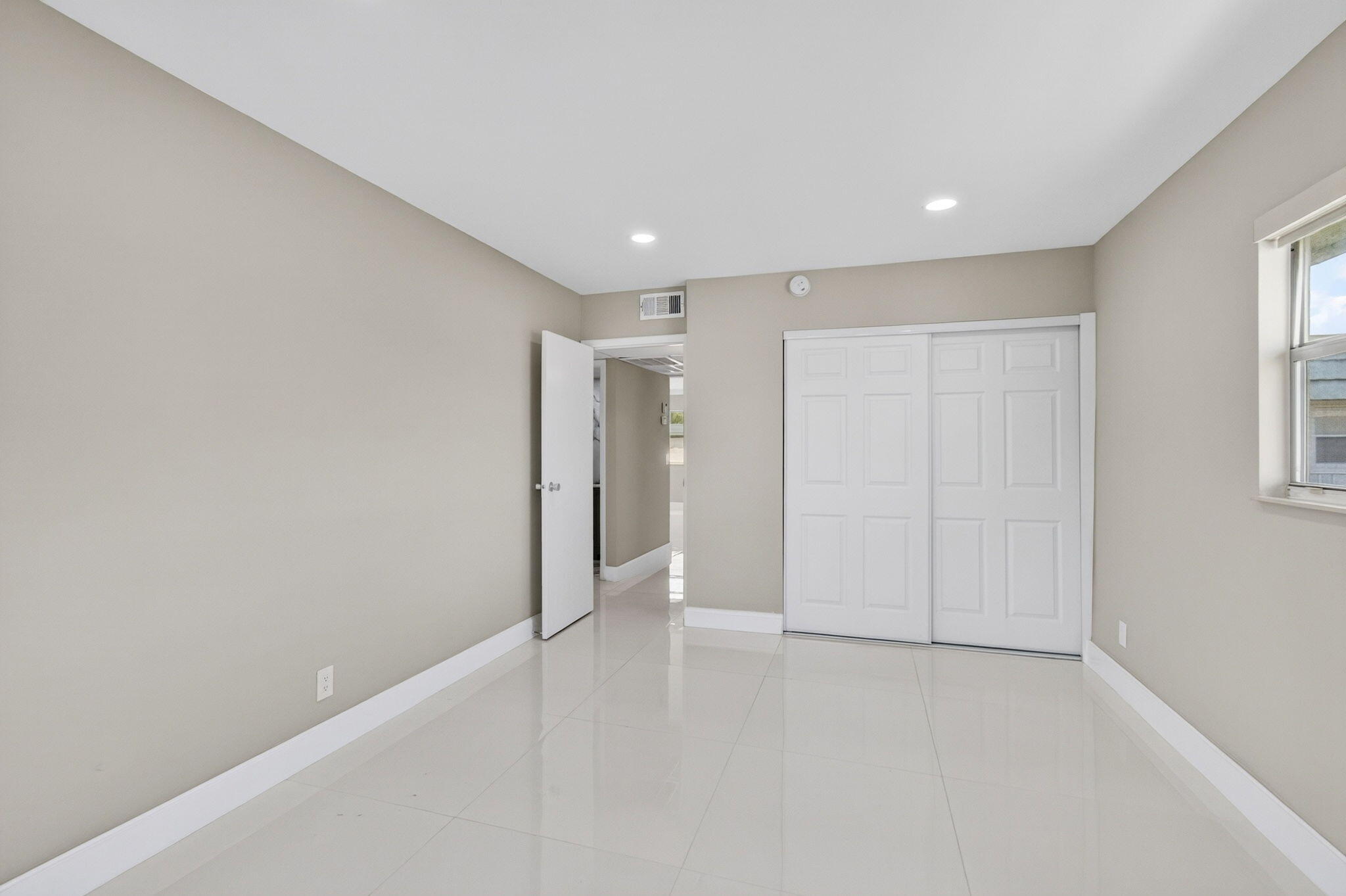 429 Flanders I Property Photo 41