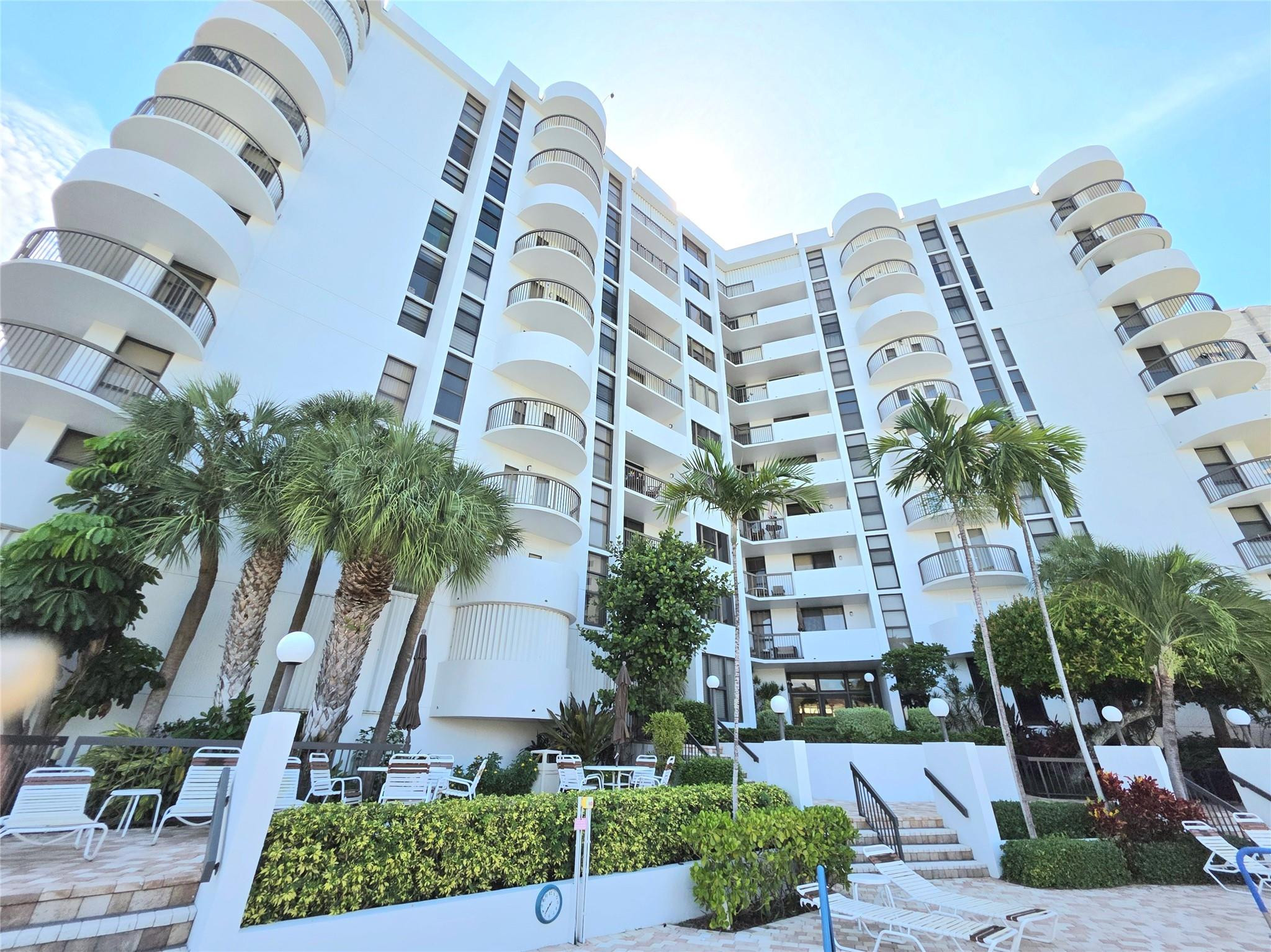 1361 S Ocean Boulevard 1006 Property Photo 4