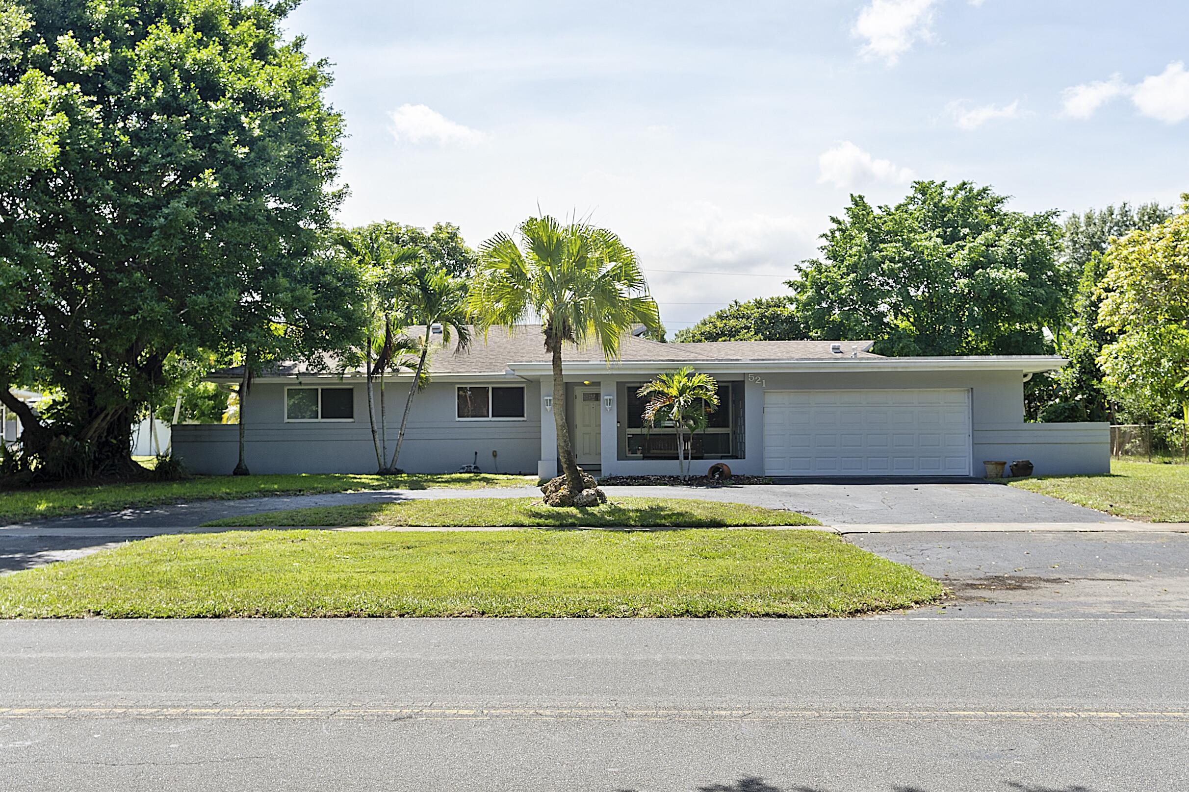 521 SW 59th Avenue