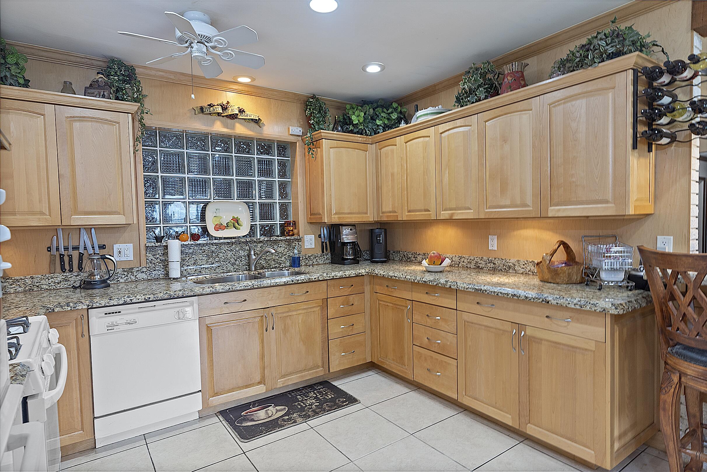 521 Sw 59th Avenue Property Photo 21