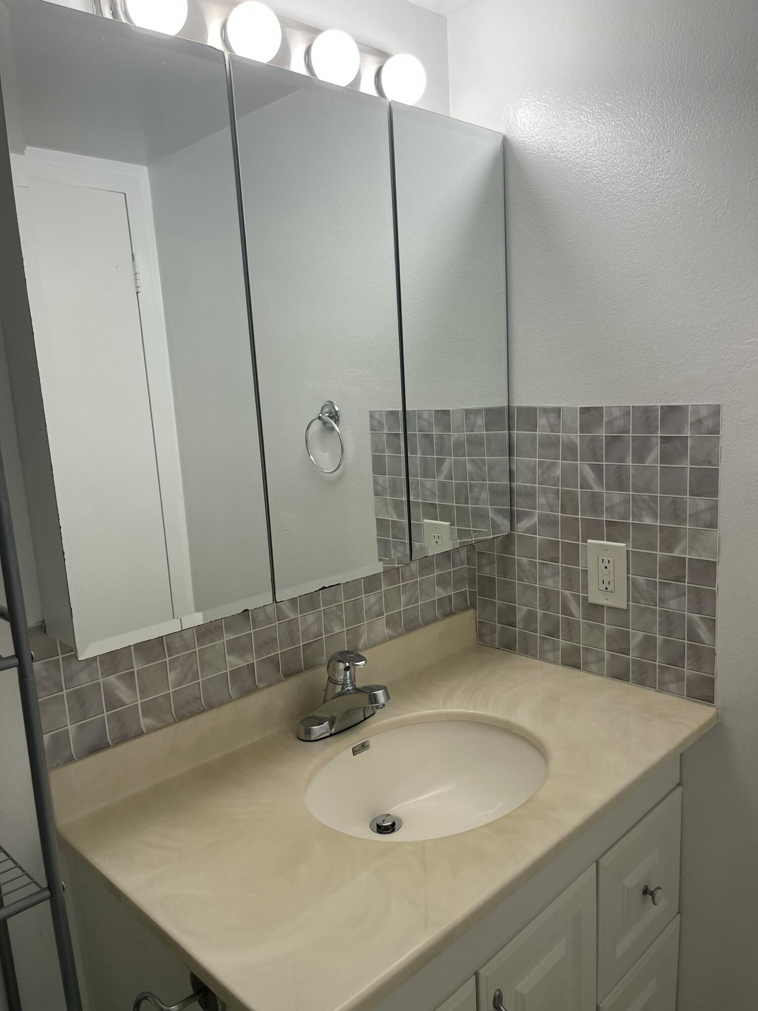 801 Three Island Boulevard 306 Property Photo 16