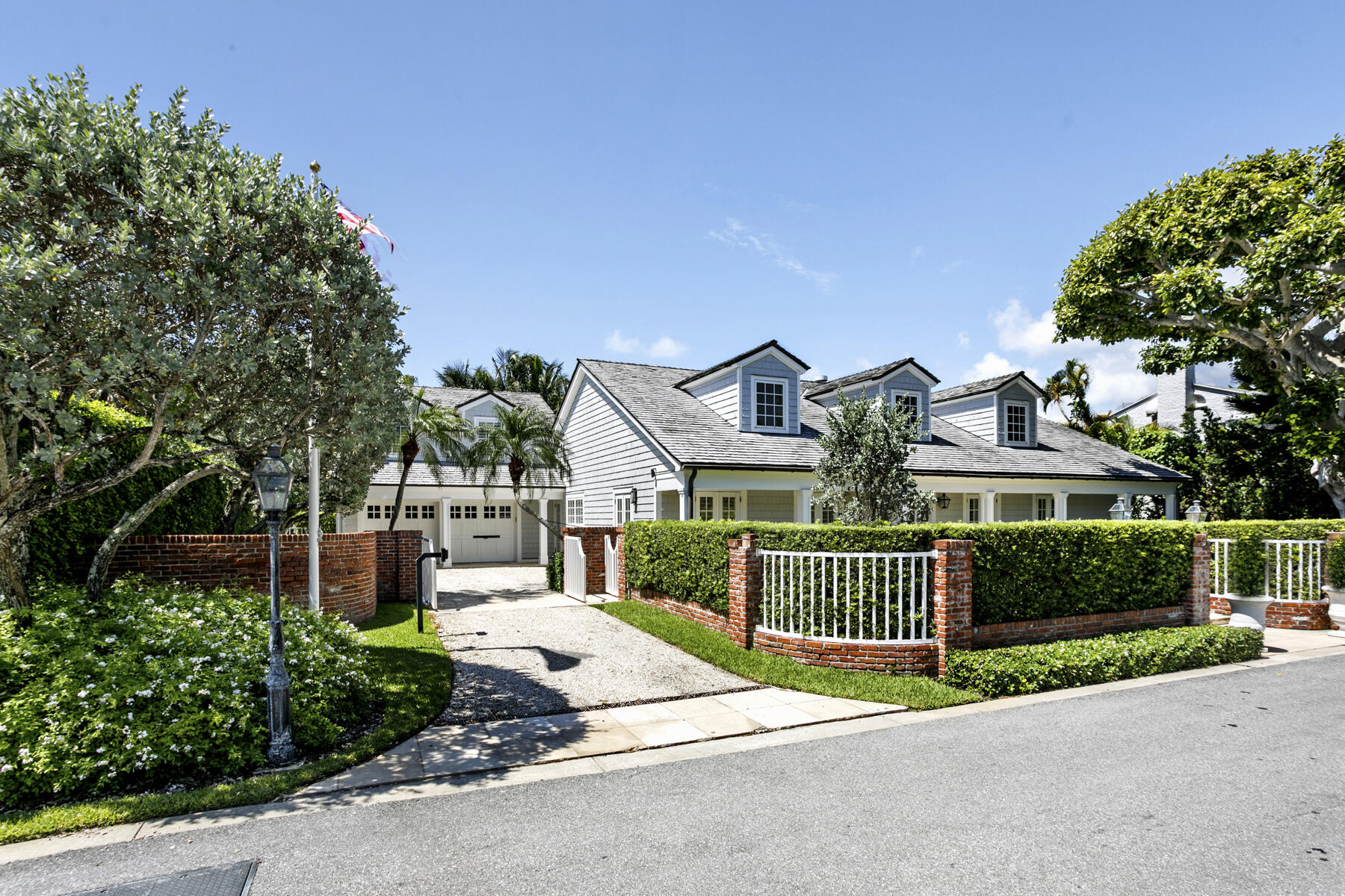 222 Monterey Road Property Photo 43
