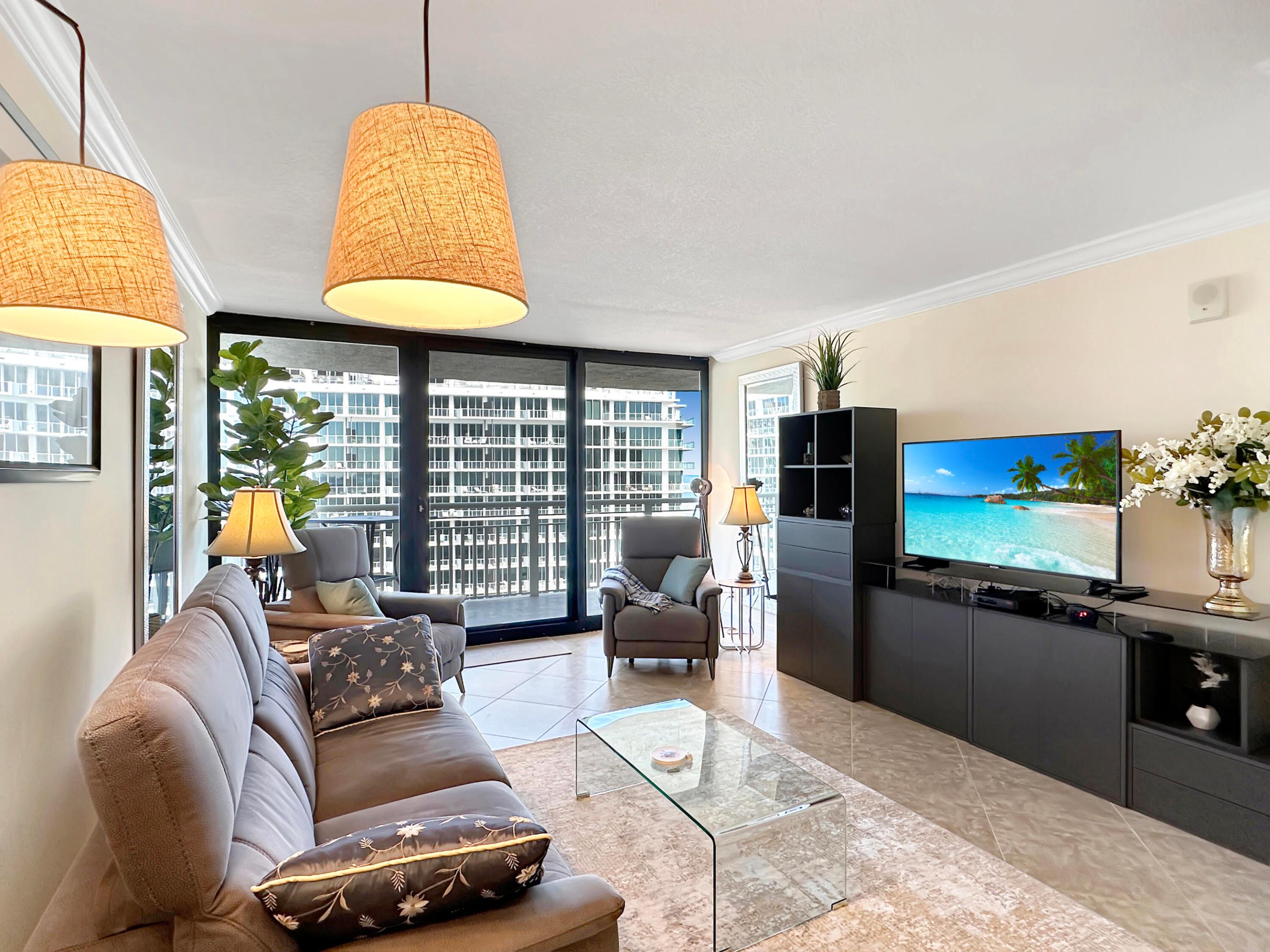 3000 N Ocean Drive 20 B Property Photo 5