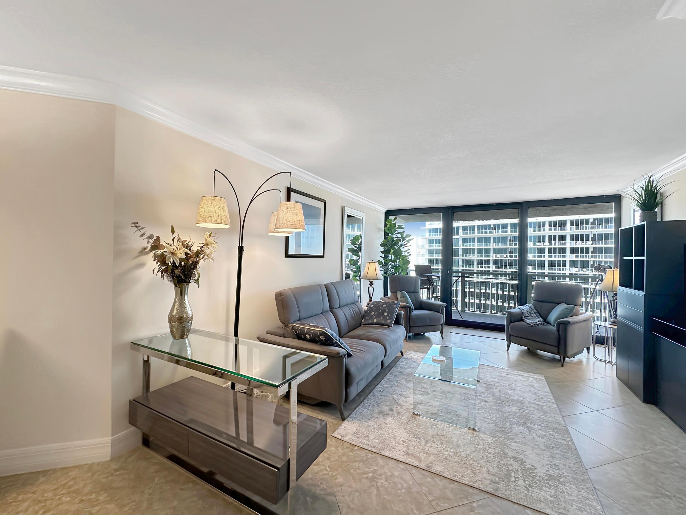 3000 N Ocean Drive 20 B Property Photo 8