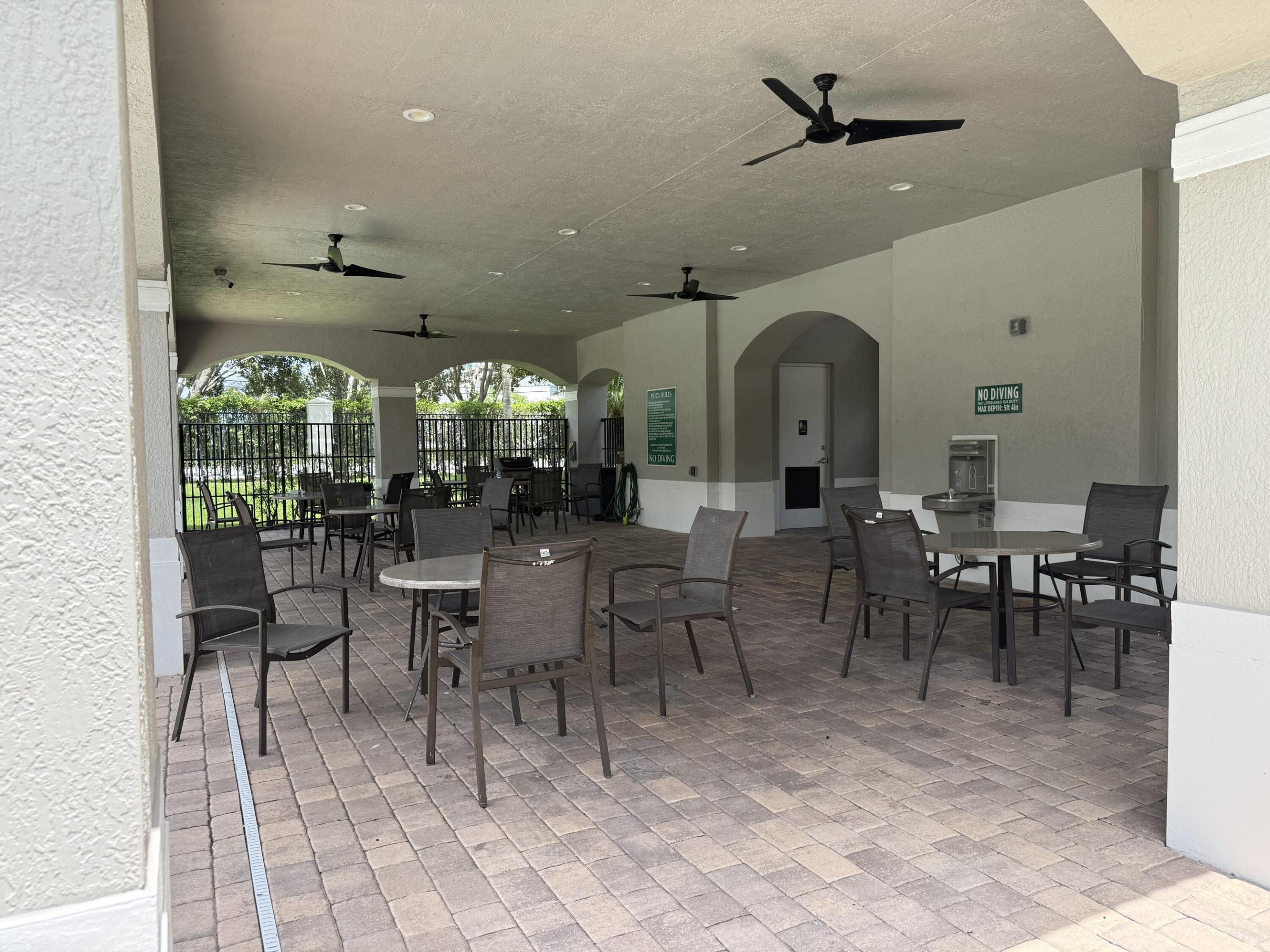9084 Silver Glen Way Property Photo 28