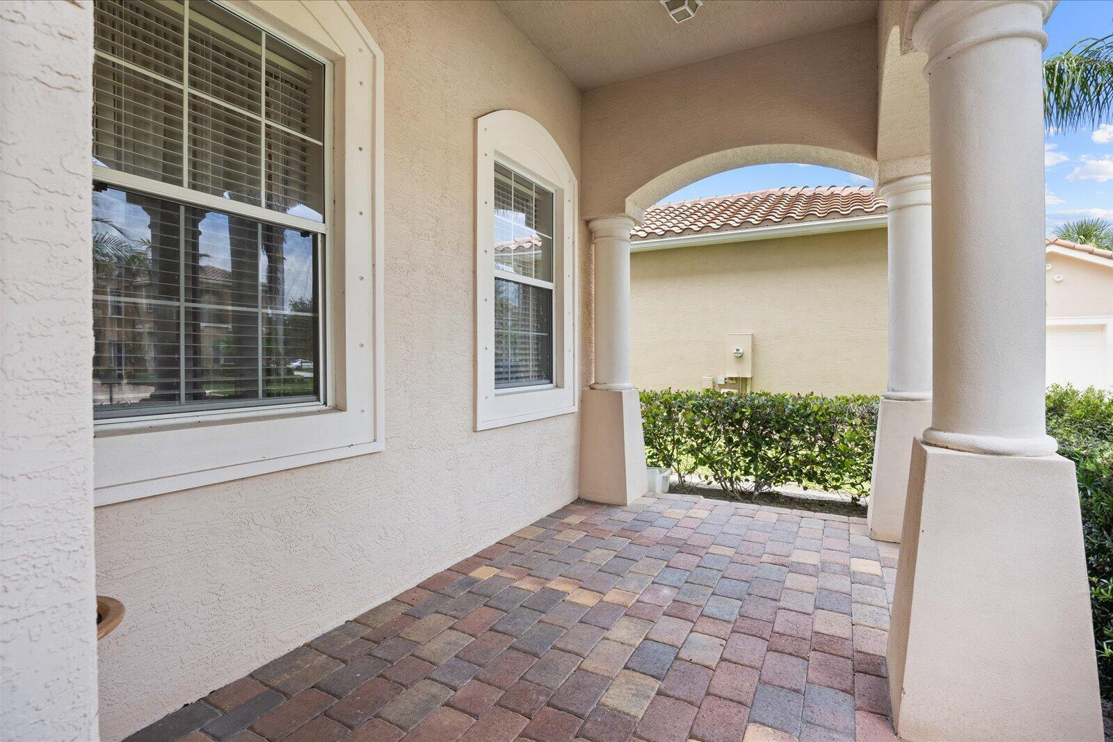 5718 Sw Bald Eagle Drive Property Photo 4