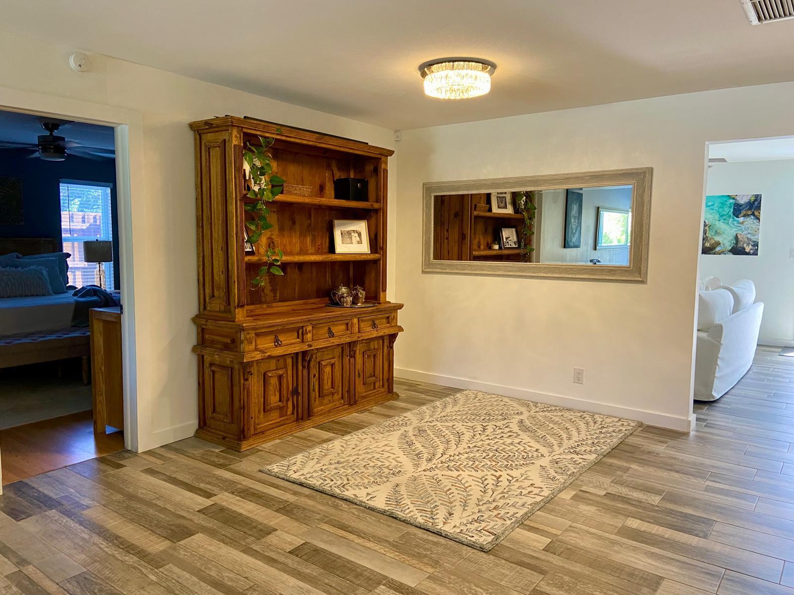 528 Date Palm Drive Property Photo 11