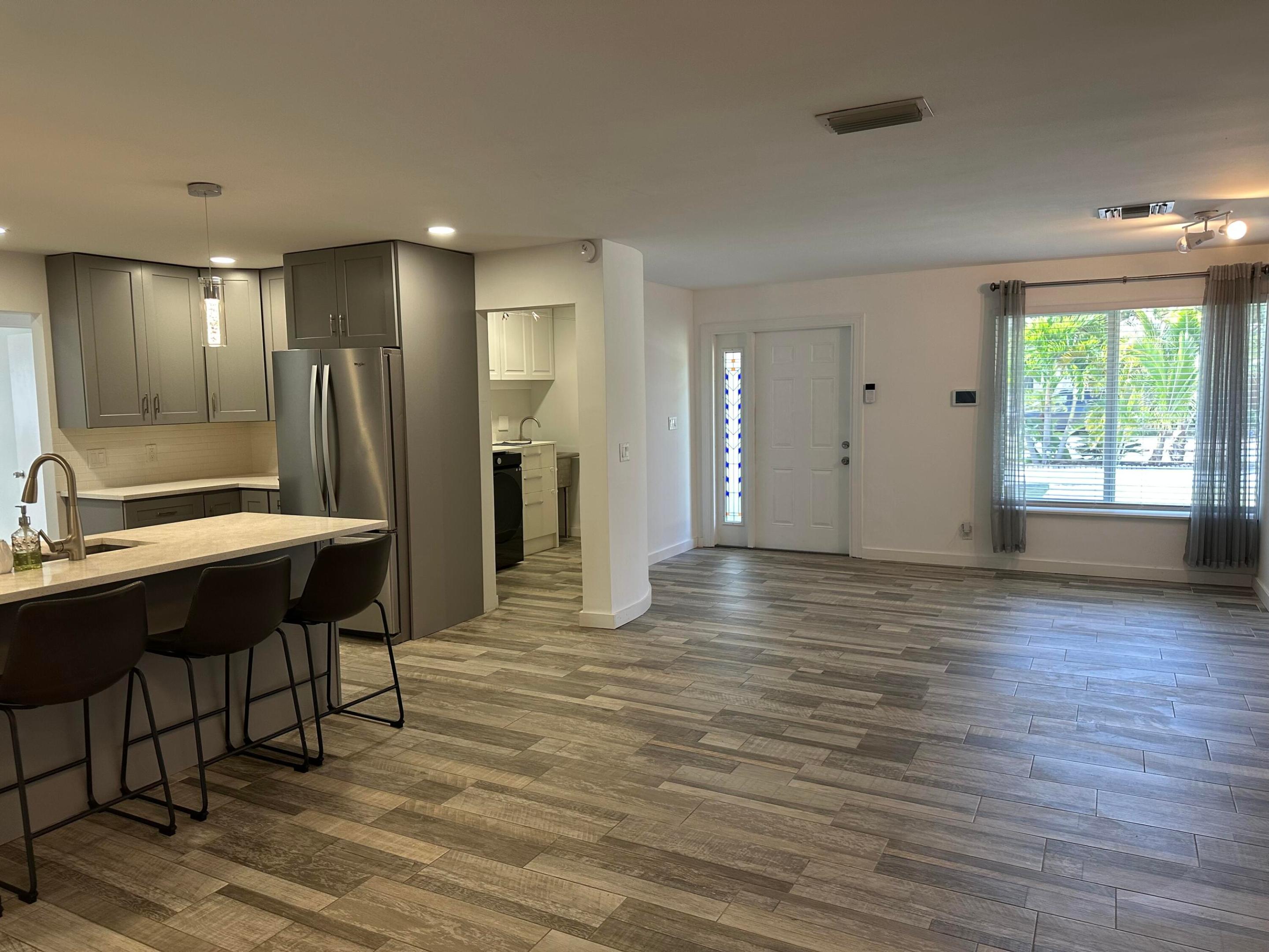 528 Date Palm Drive Property Photo 22