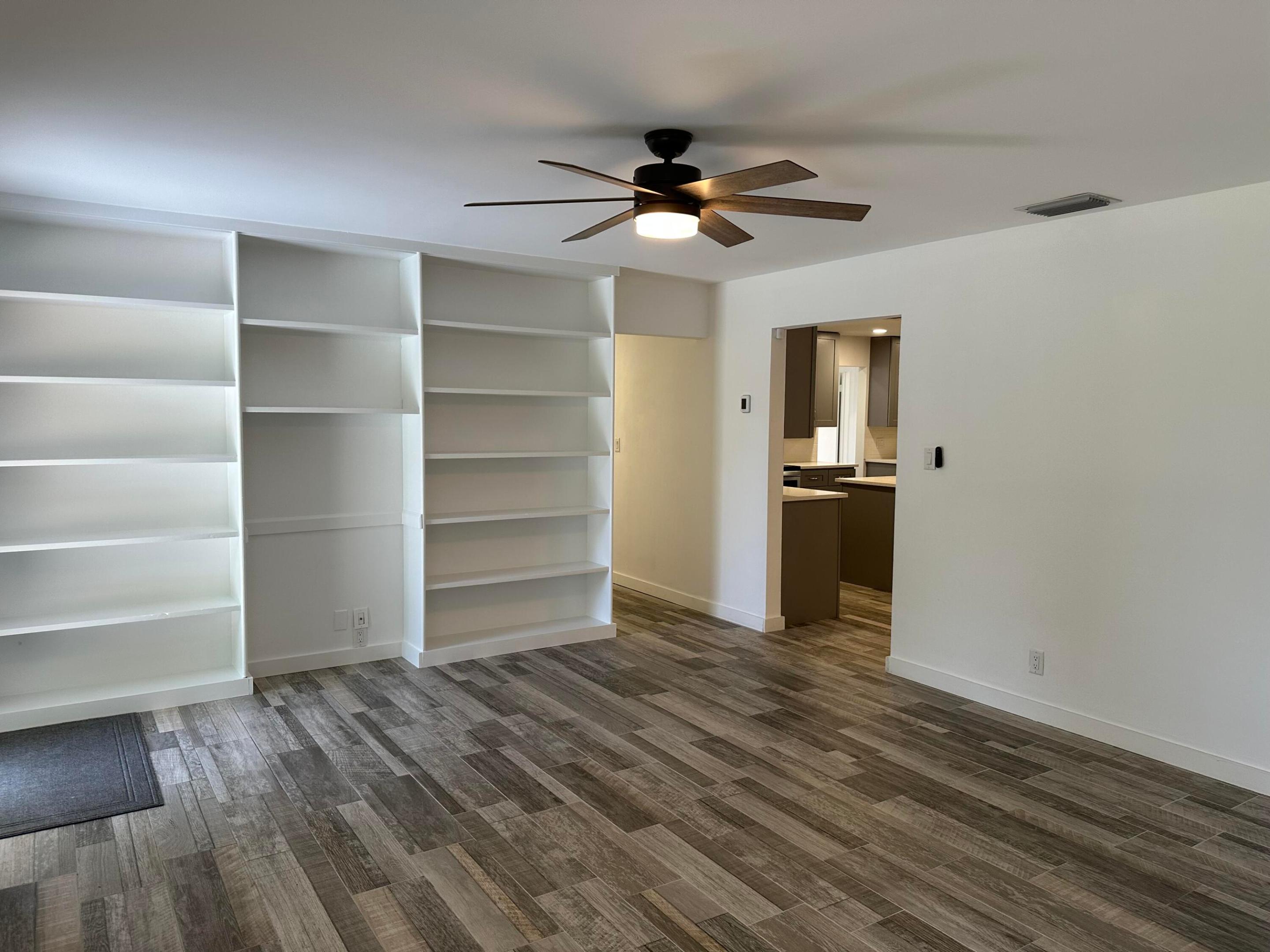 528 Date Palm Drive Property Photo 33