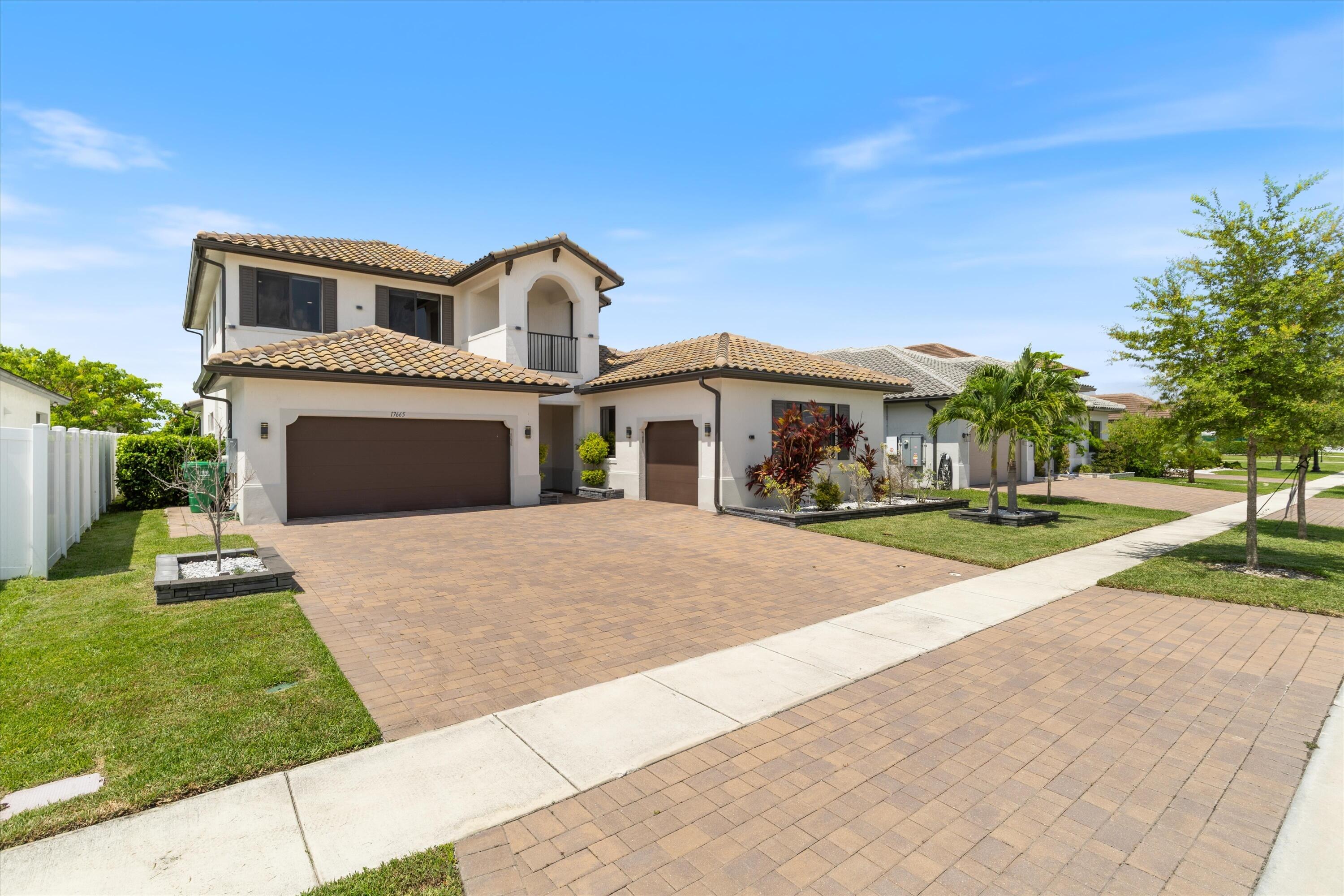 17665 Sw 46th Street Property Photo 1