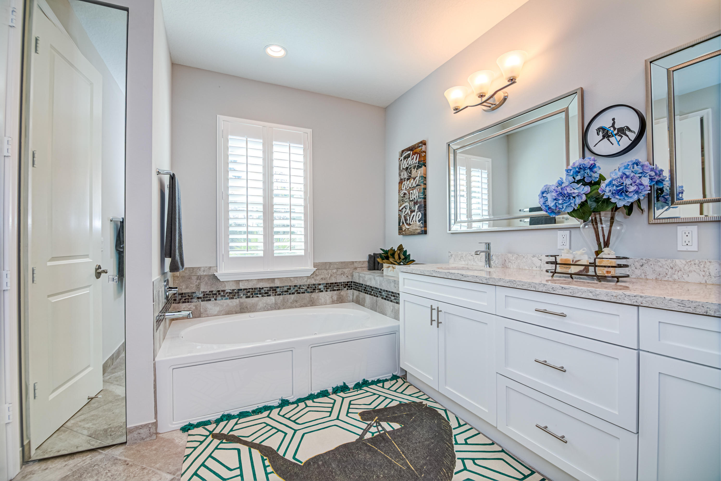 15688 Italian Cypress Way Property Photo 23