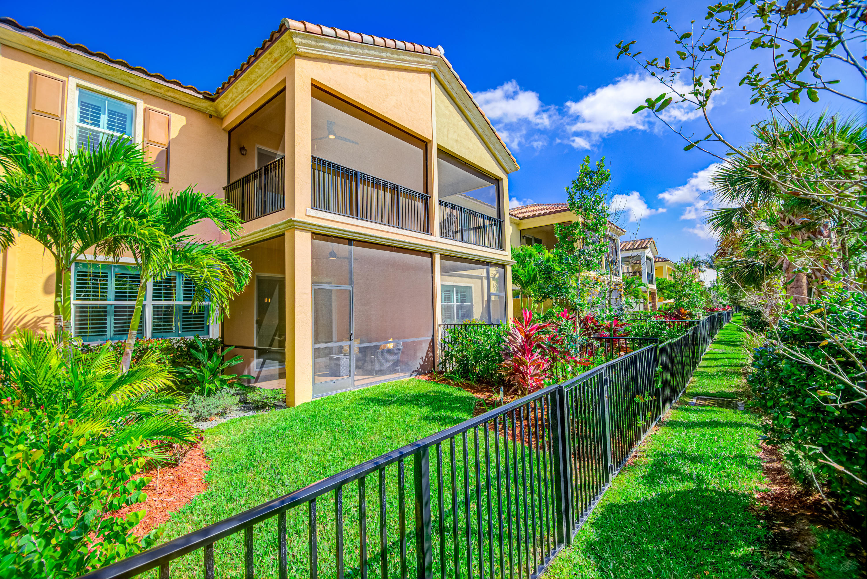 15688 Italian Cypress Way Property Photo 37