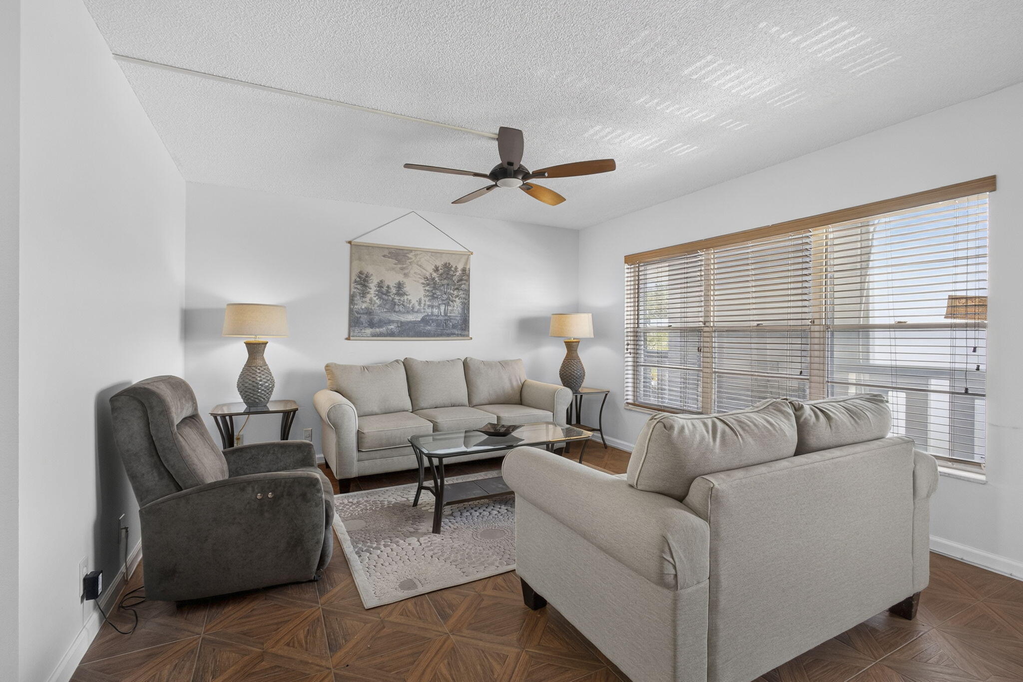 307 Wellington C Property Photo 4