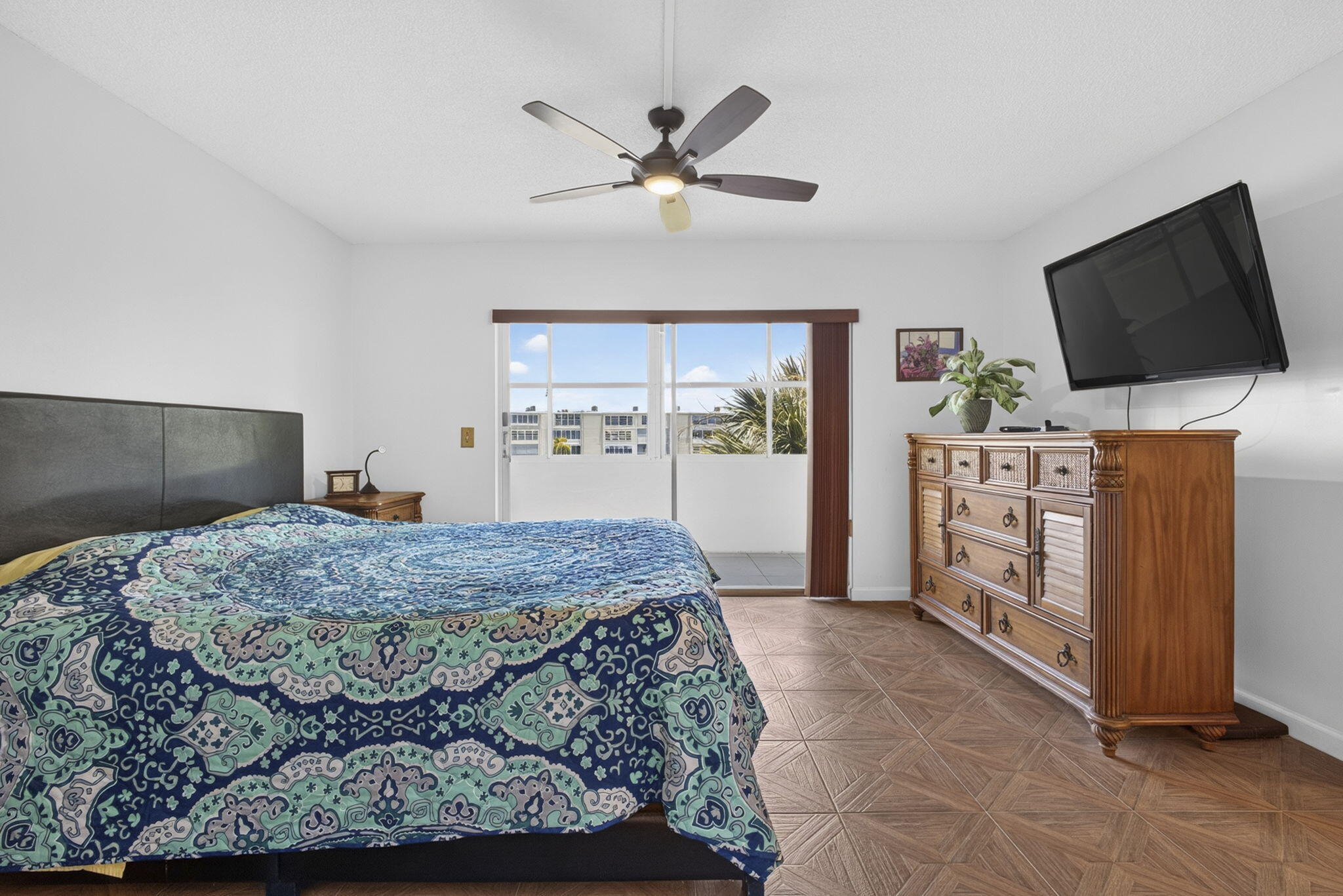 307 Wellington C Property Photo 15