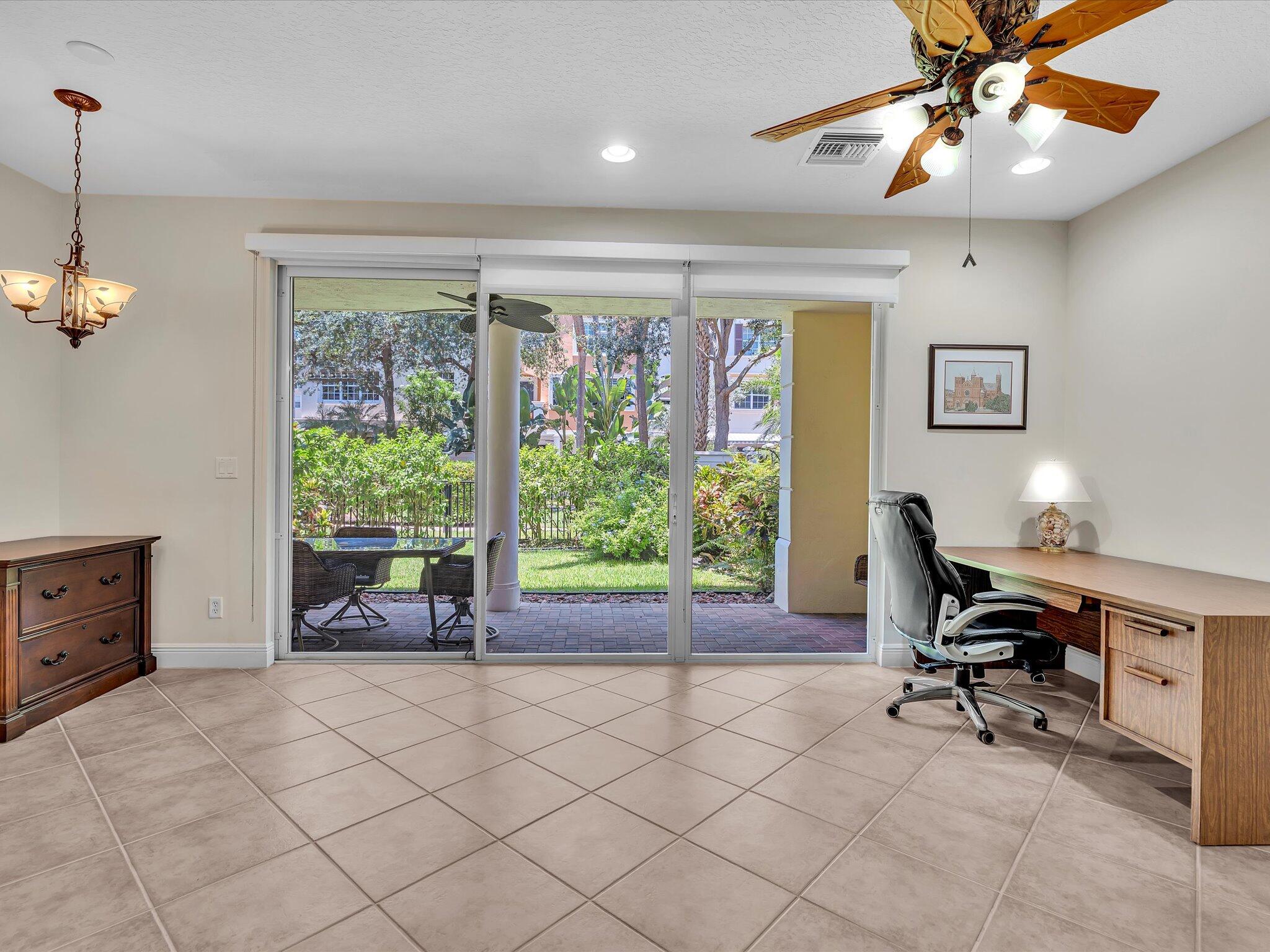 5575 Ne Trieste Way Property Photo 6