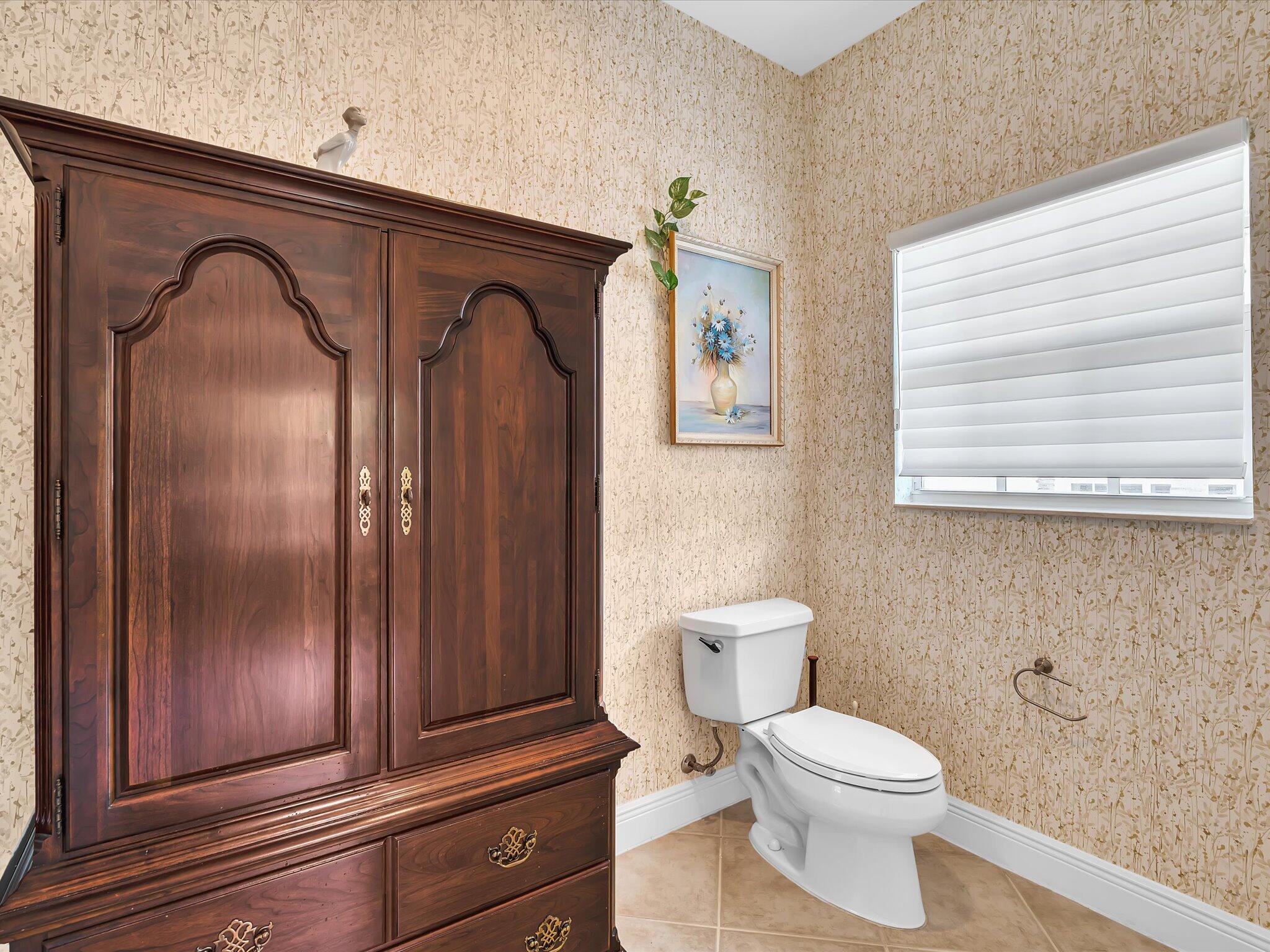 5575 Ne Trieste Way Property Photo 27