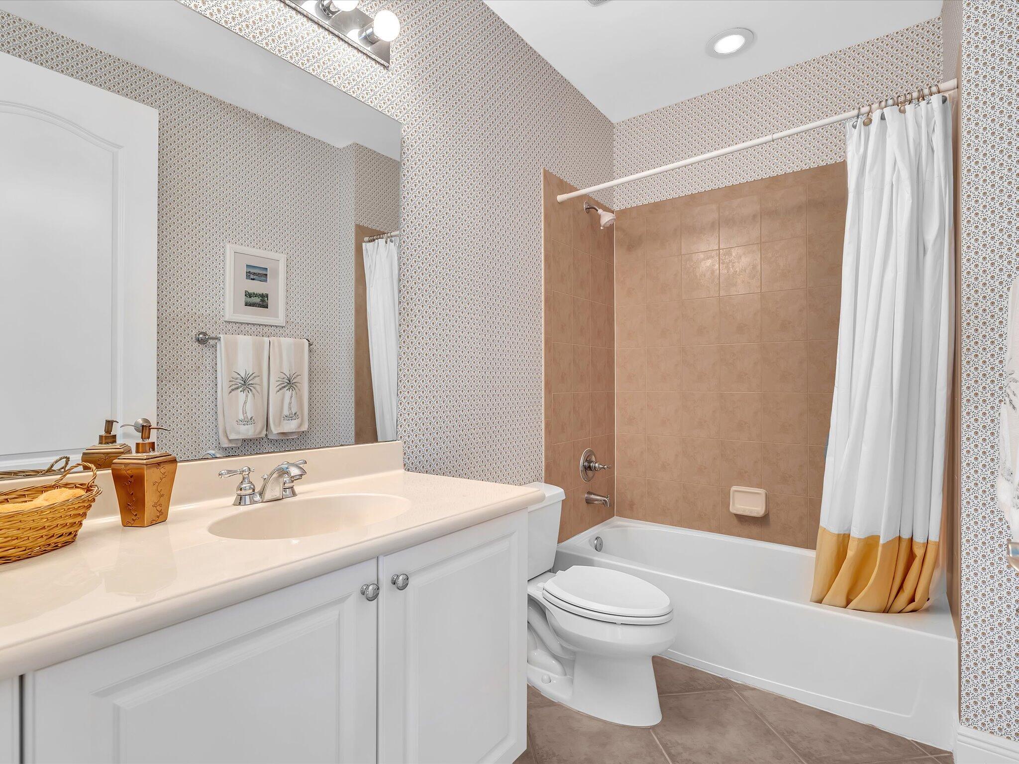 5575 Ne Trieste Way Property Photo 28
