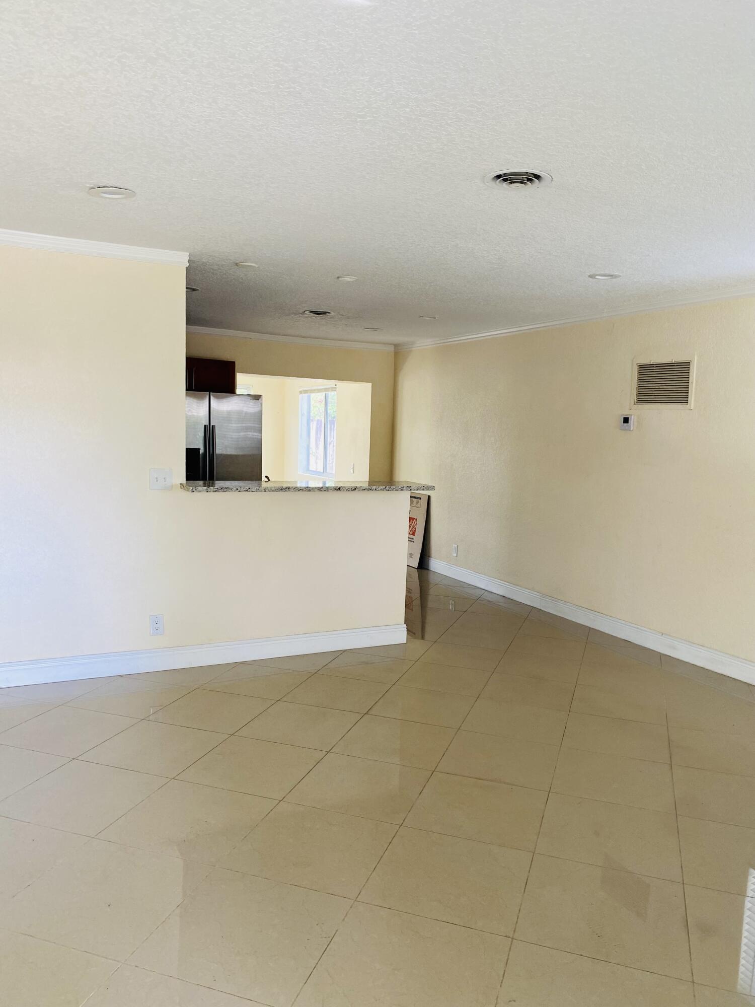 4559 Nw 16th Way Property Photo 6