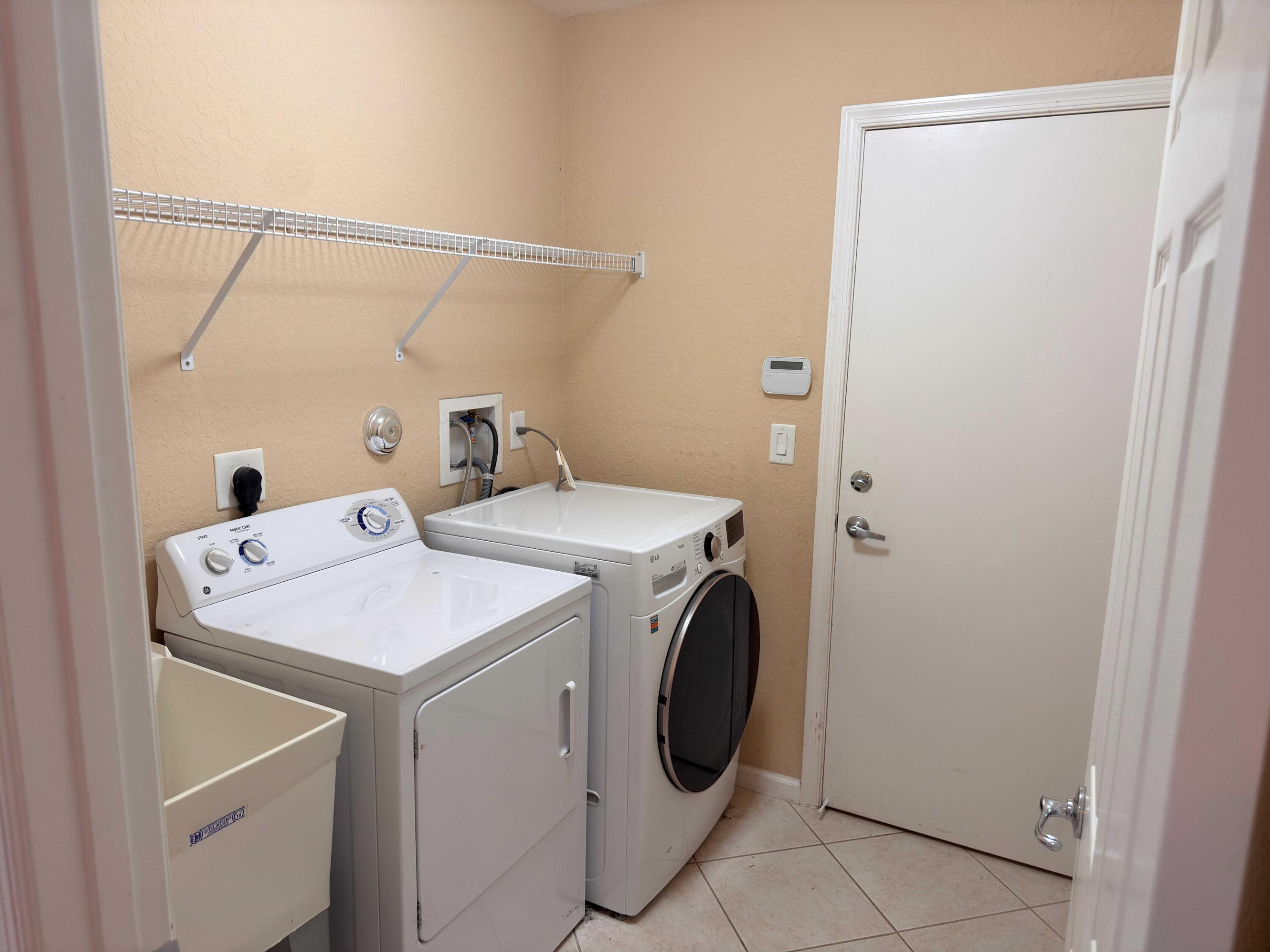 10172 White Water Lily Way Property Photo 15