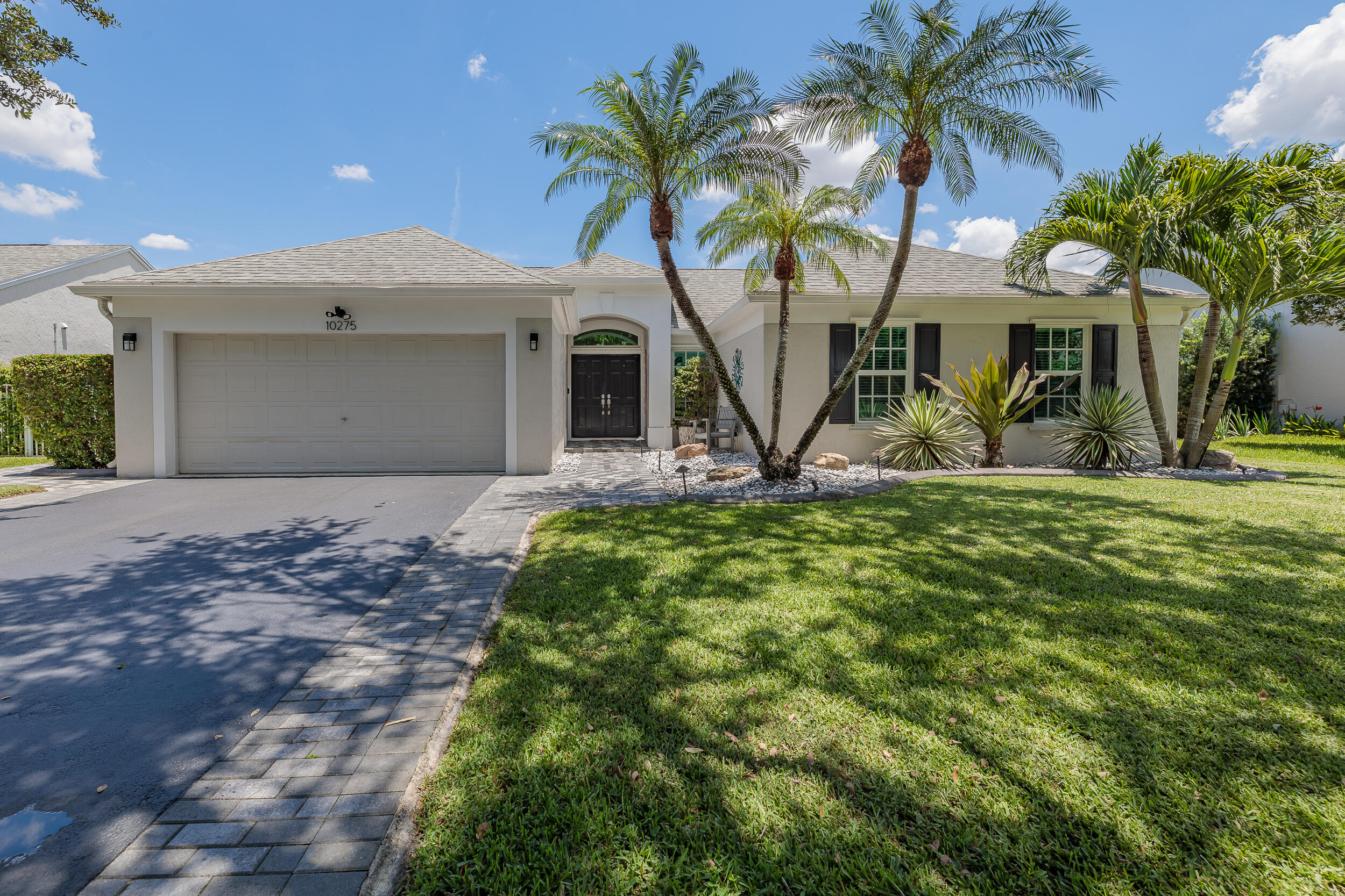 10275 Grove Lane Property Photo 1