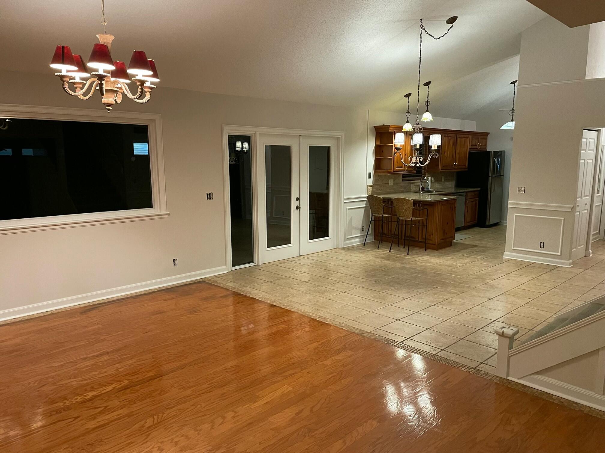 232 Maplecrest Circle Property Photo 4